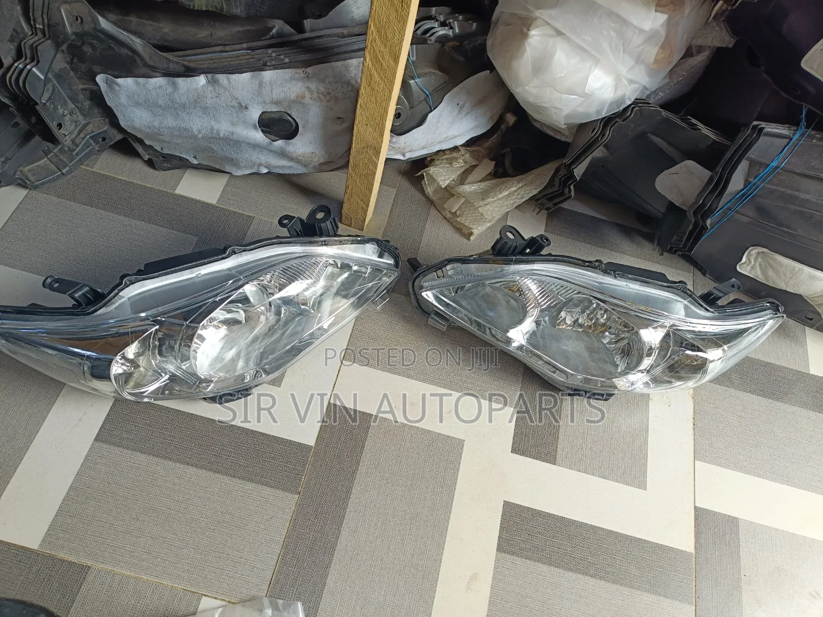 Headlight Toyota Corolla 2010-2013 (EUROPE)