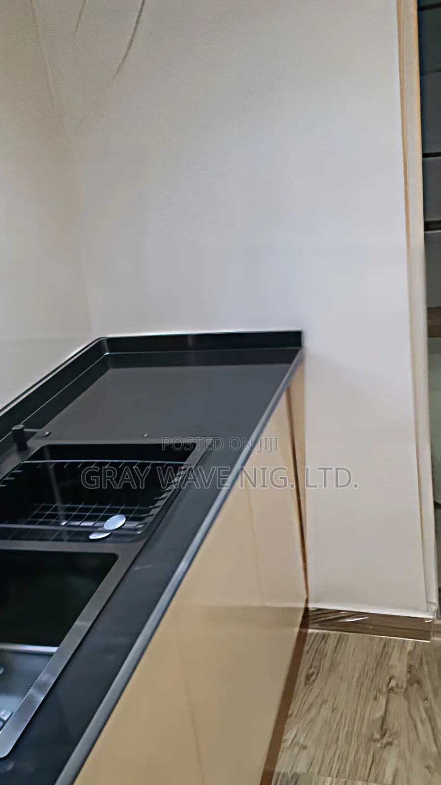 5bdrm Duplex in Bunkoro for rent
