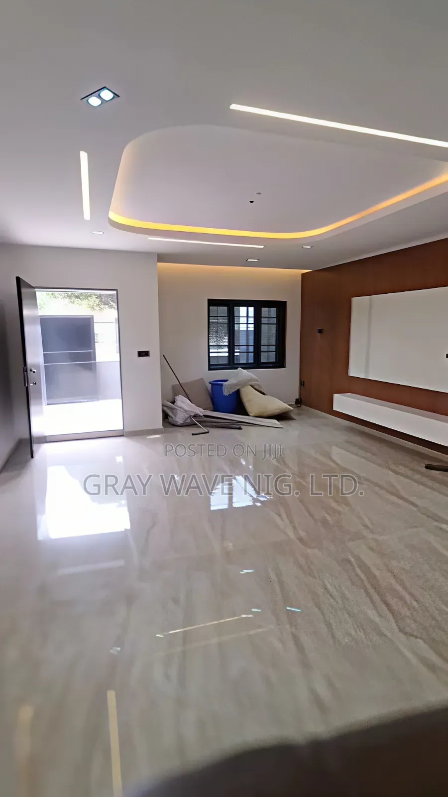 5bdrm Duplex in Bunkoro for rent