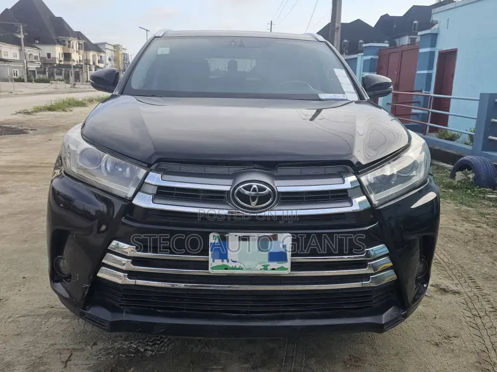 Toyota Highlander 2015 Black