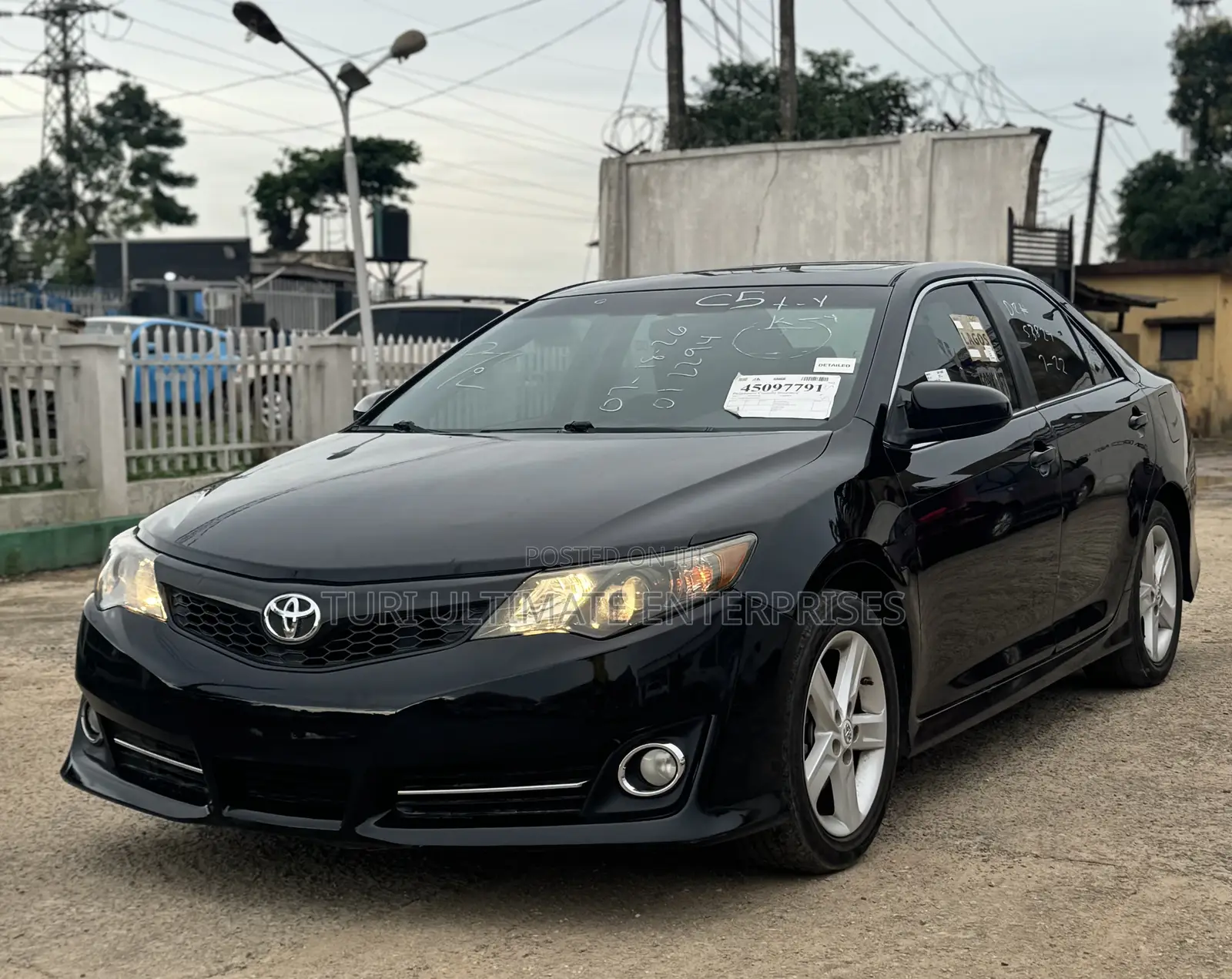 Toyota Camry SE 4dr Sedan (2.5L 4cyl 6A) 2012 Black