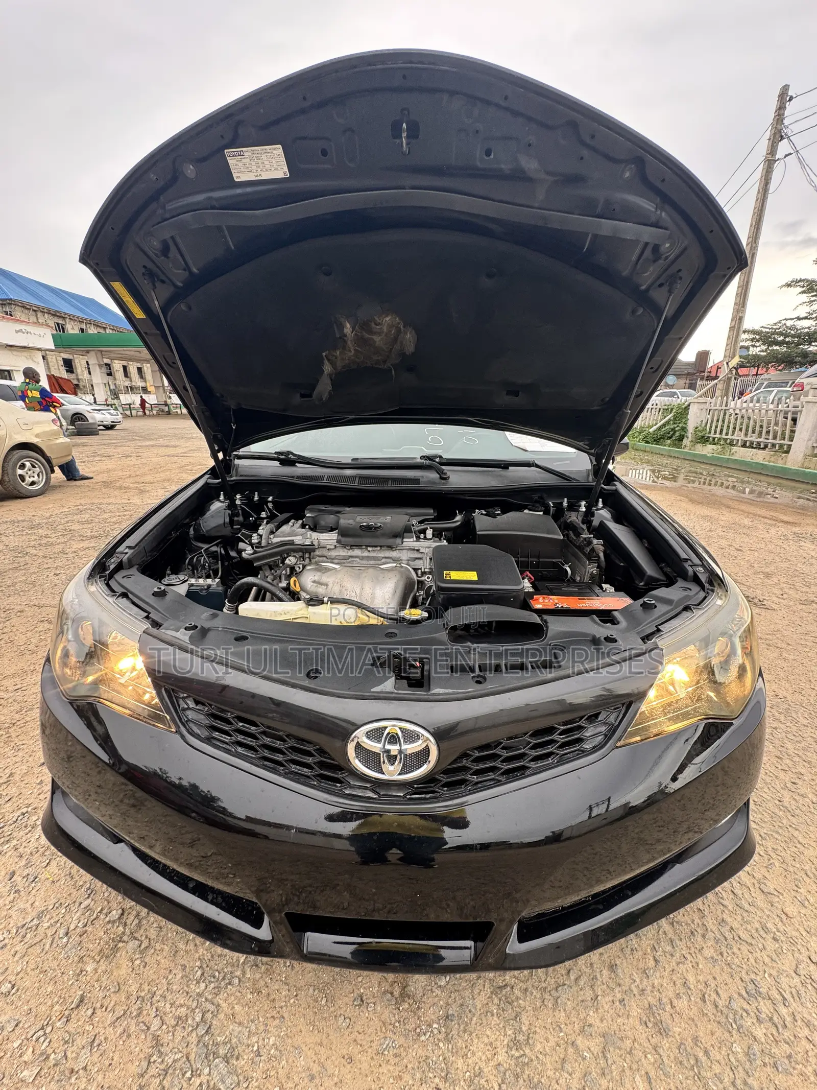Toyota Camry SE 4dr Sedan (2.5L 4cyl 6A) 2012 Black