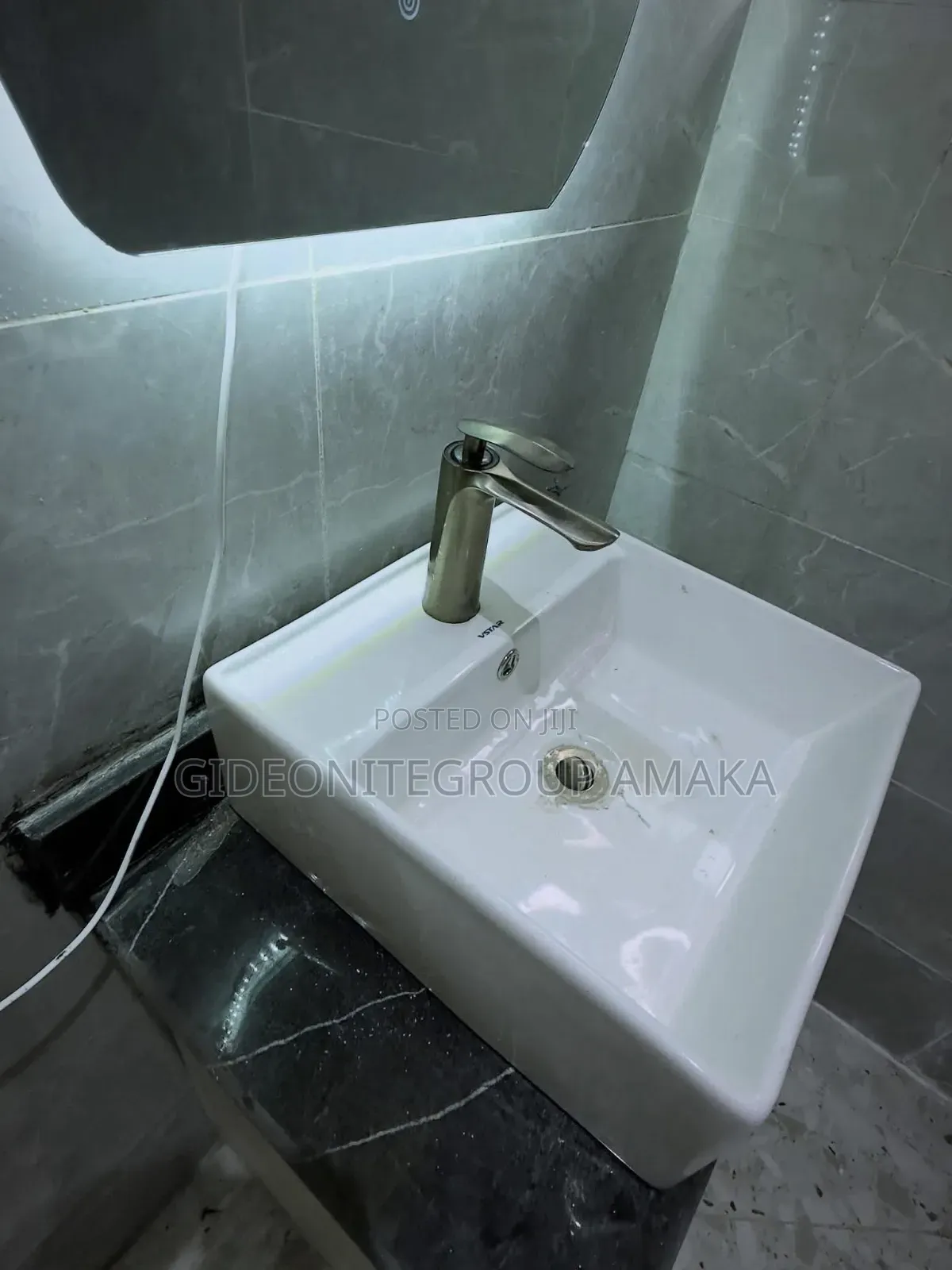 Furnished 4bdrm Duplex in Okhoromi, Off, Benin City for sale