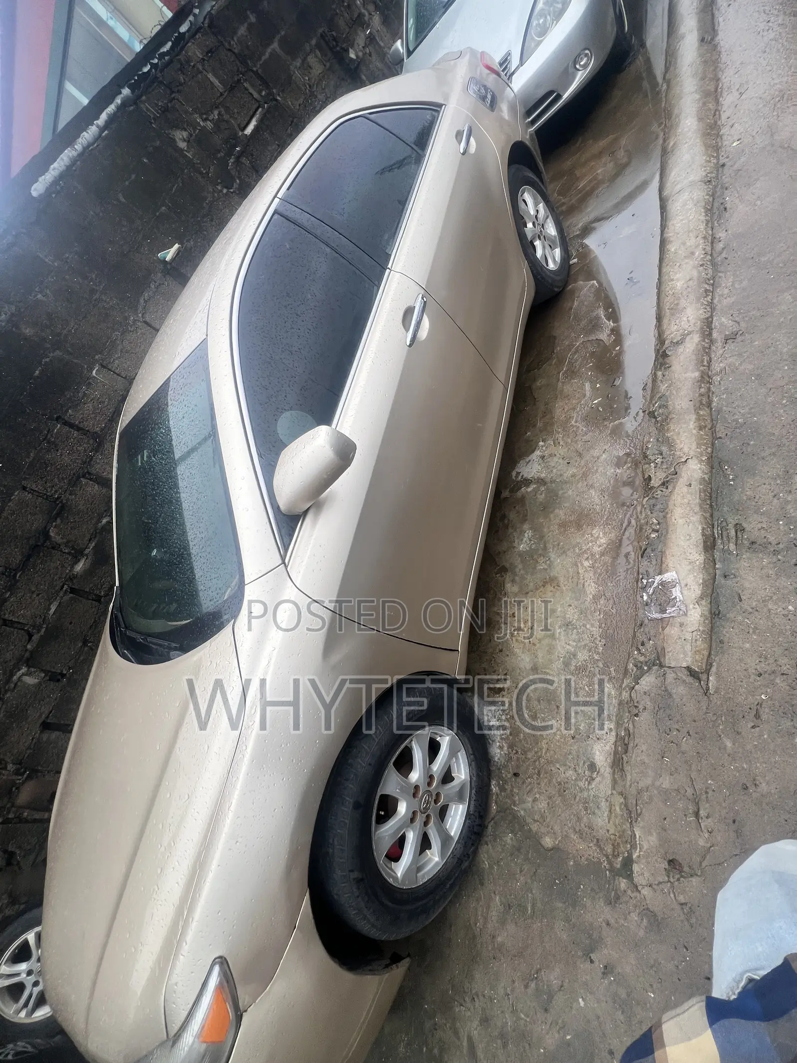 Toyota Camry LE 4dr Sedan (2.4L 4cyl 5A) 2007 Gold