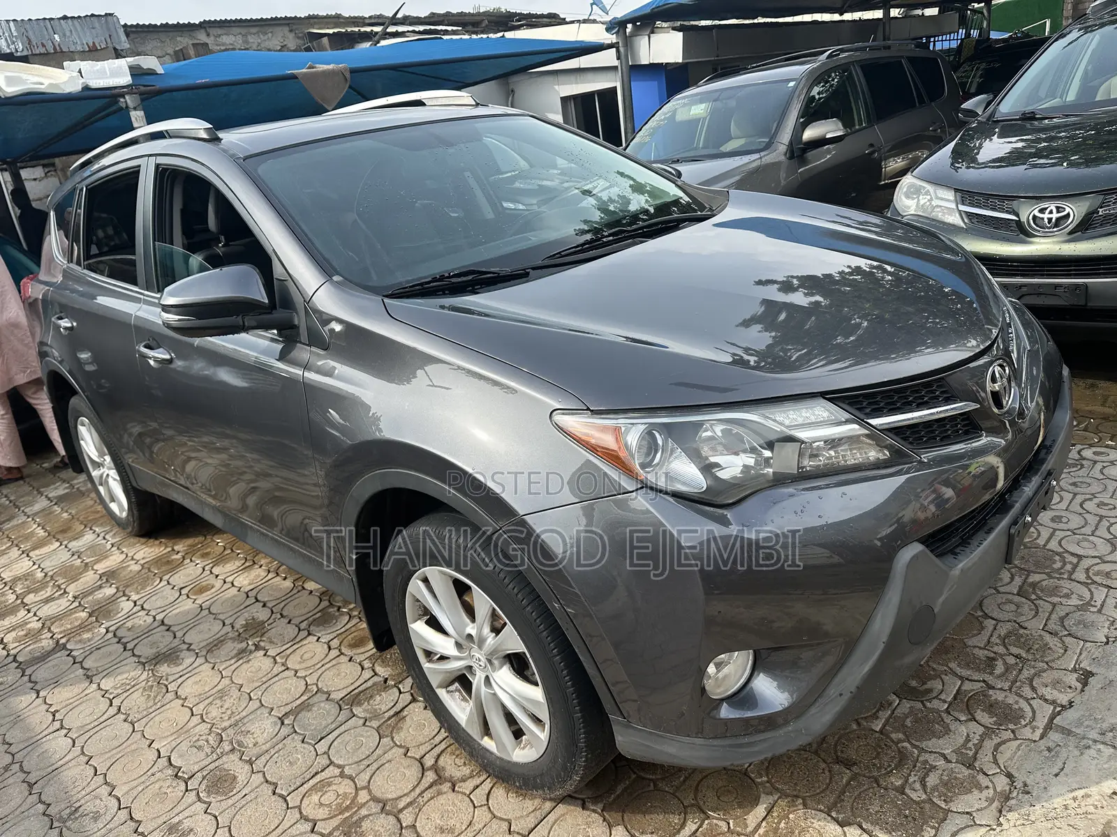 Toyota RAV4 Limited 4dr SUV (2.5L 4cyl 6A) 2014 Gray