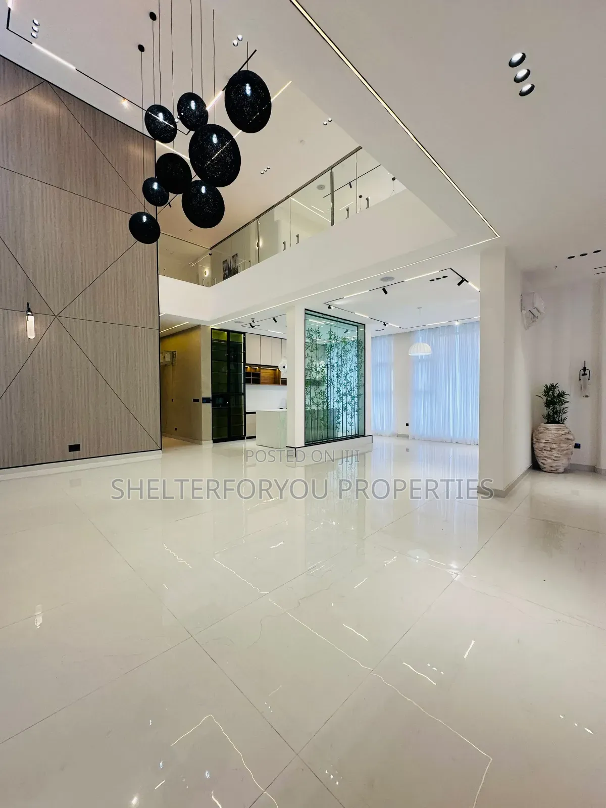 6bdrm Duplex in Osapa london for sale