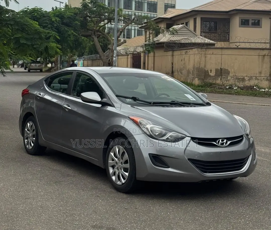 Hyundai Elantra 2013 Gray