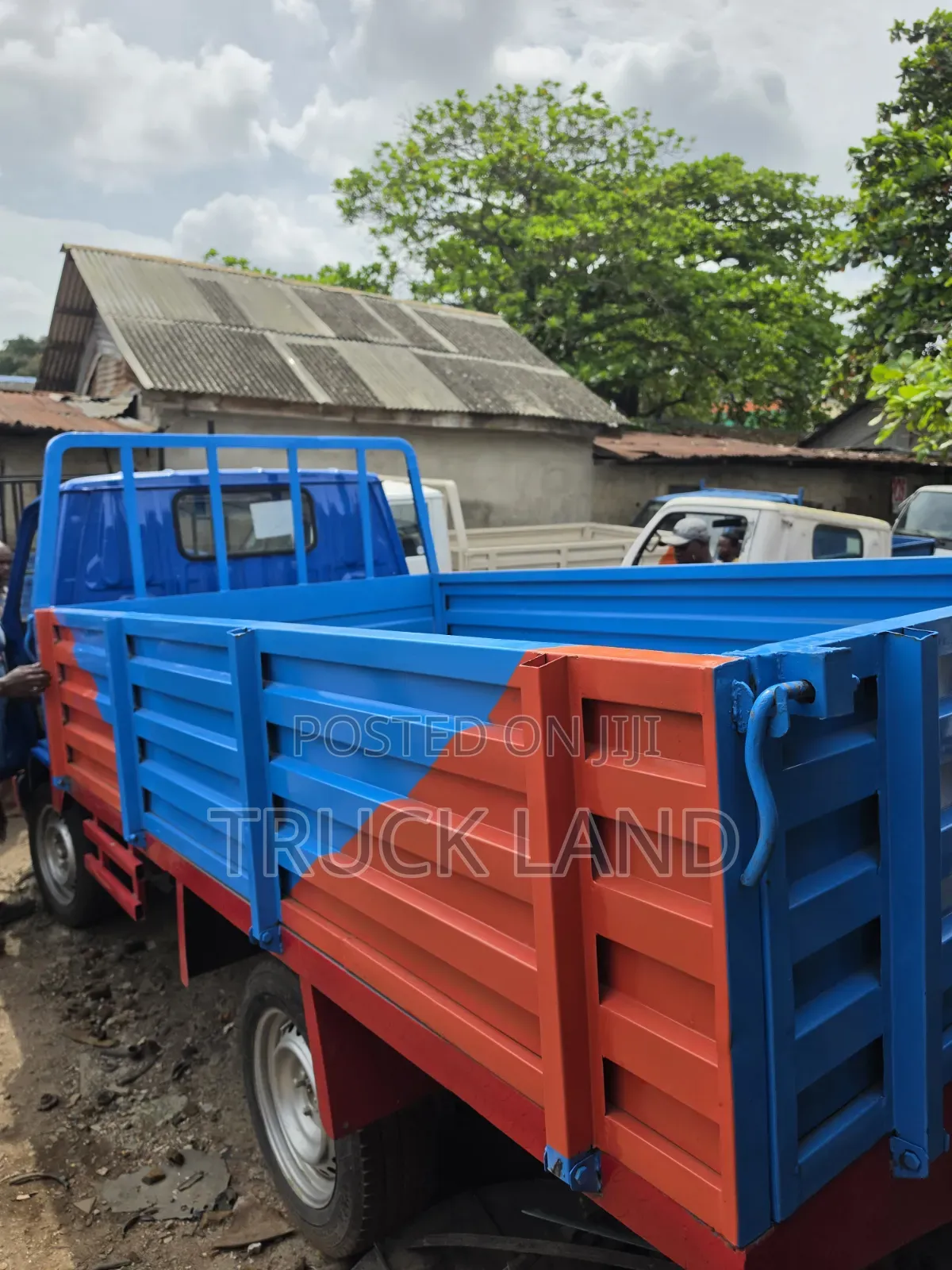 Toyota Dyna 100 Old Model 3tonnage Petrol Registered