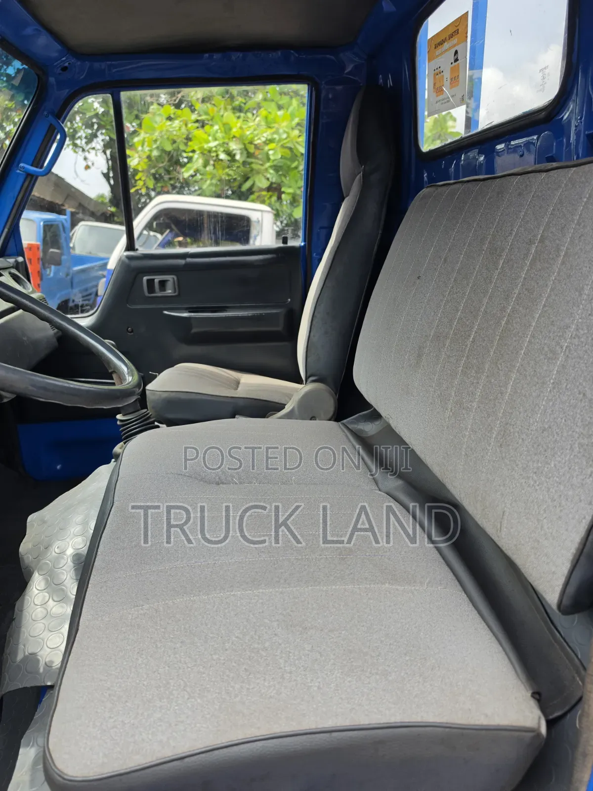 Toyota Dyna 100 Old Model 3tonnage Petrol Registered
