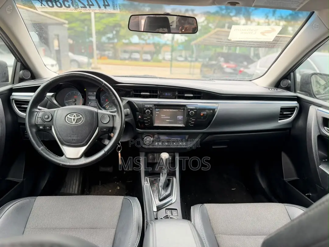 Toyota Corolla S 4dr Sedan (1.8L 4cyl CVT) 2015 Gray