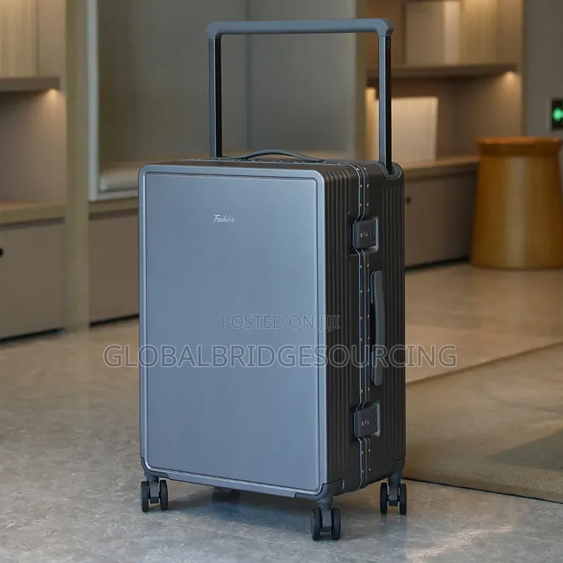 Mid-Mounted Wide Tie Rod Luggage Case