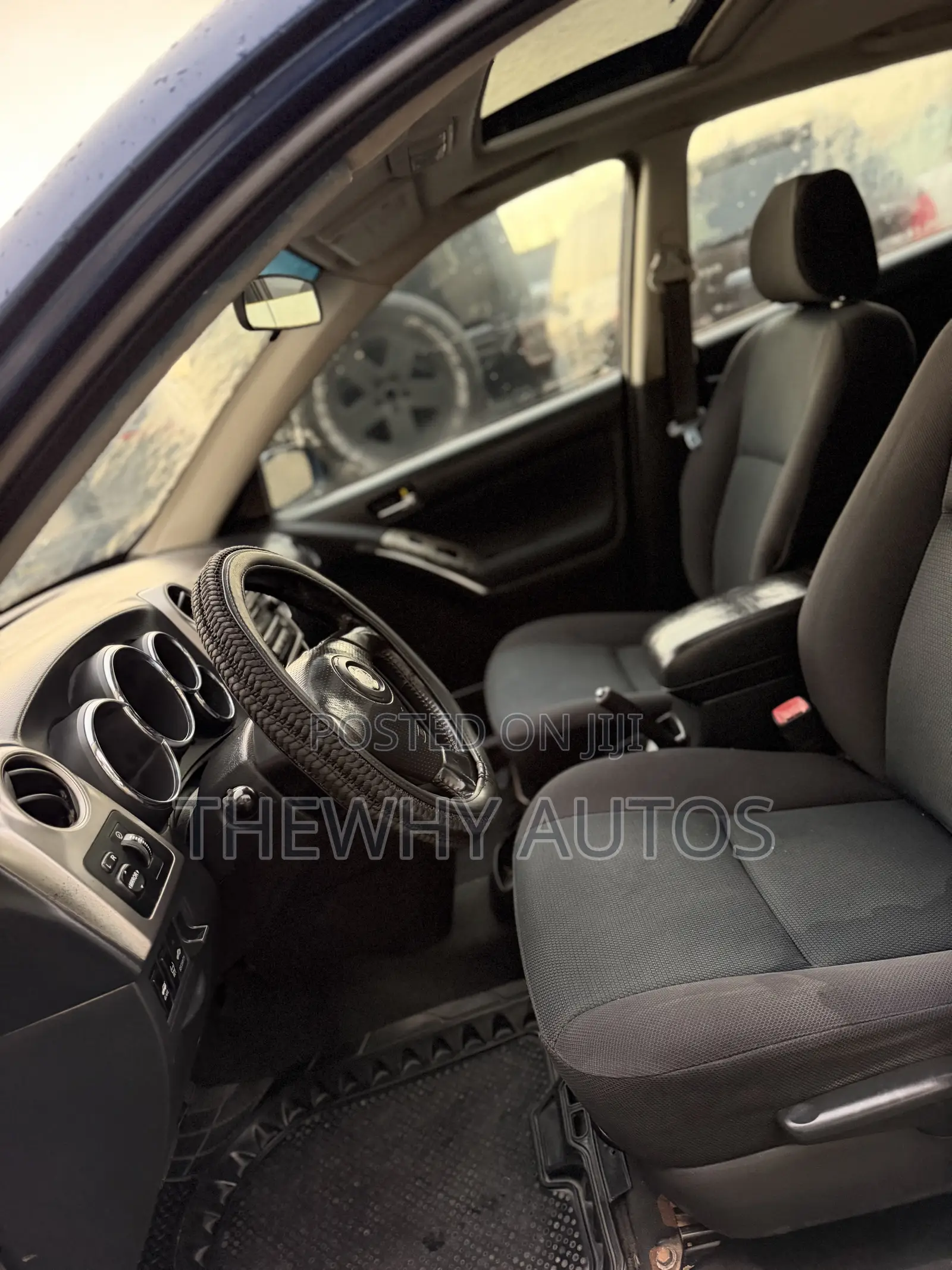 Toyota Matrix Hatchback FWD (1.8L 4cyl 5M) 2007 Blue