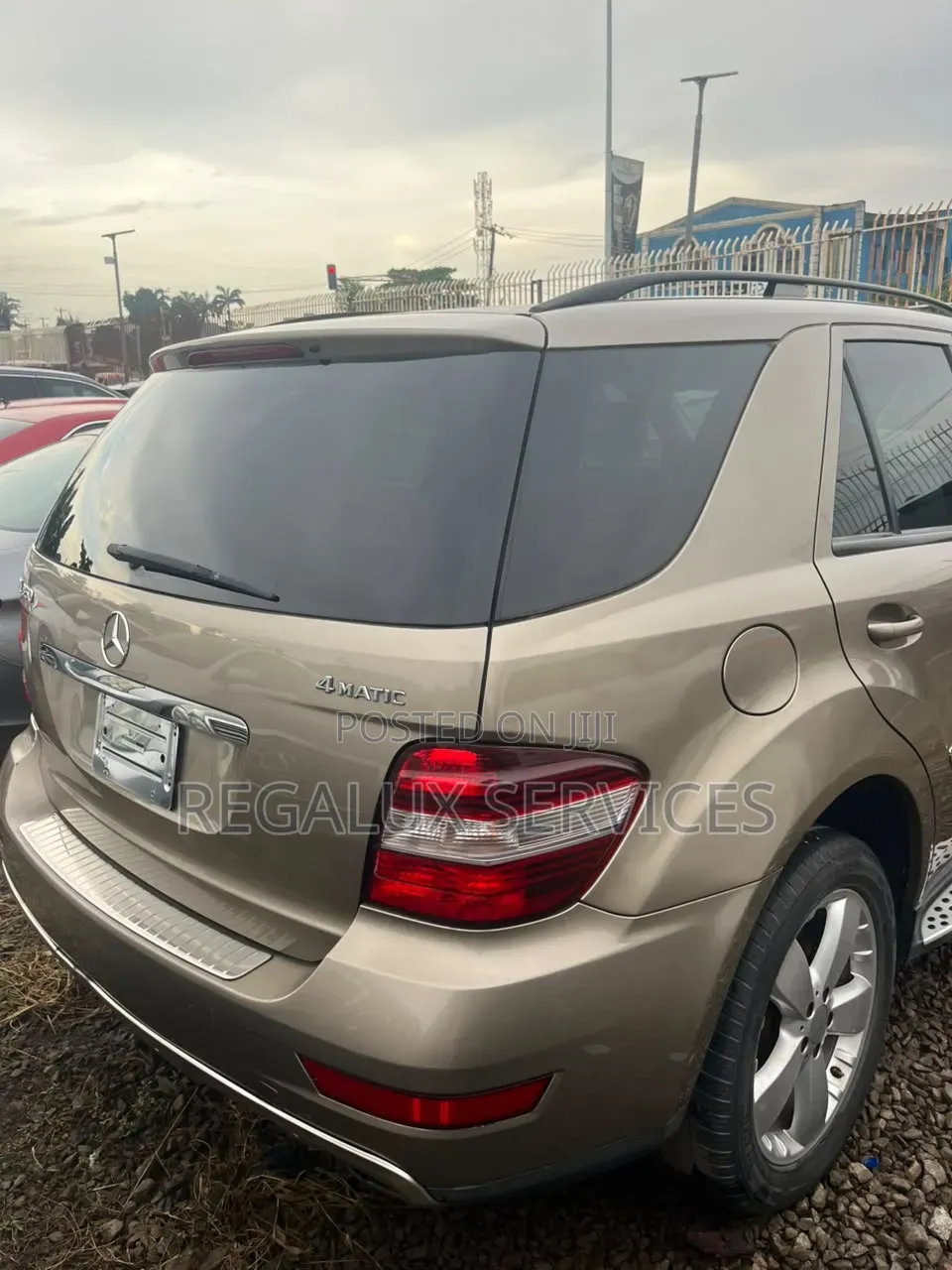 Mercedes-Benz M Class 2009 Gold