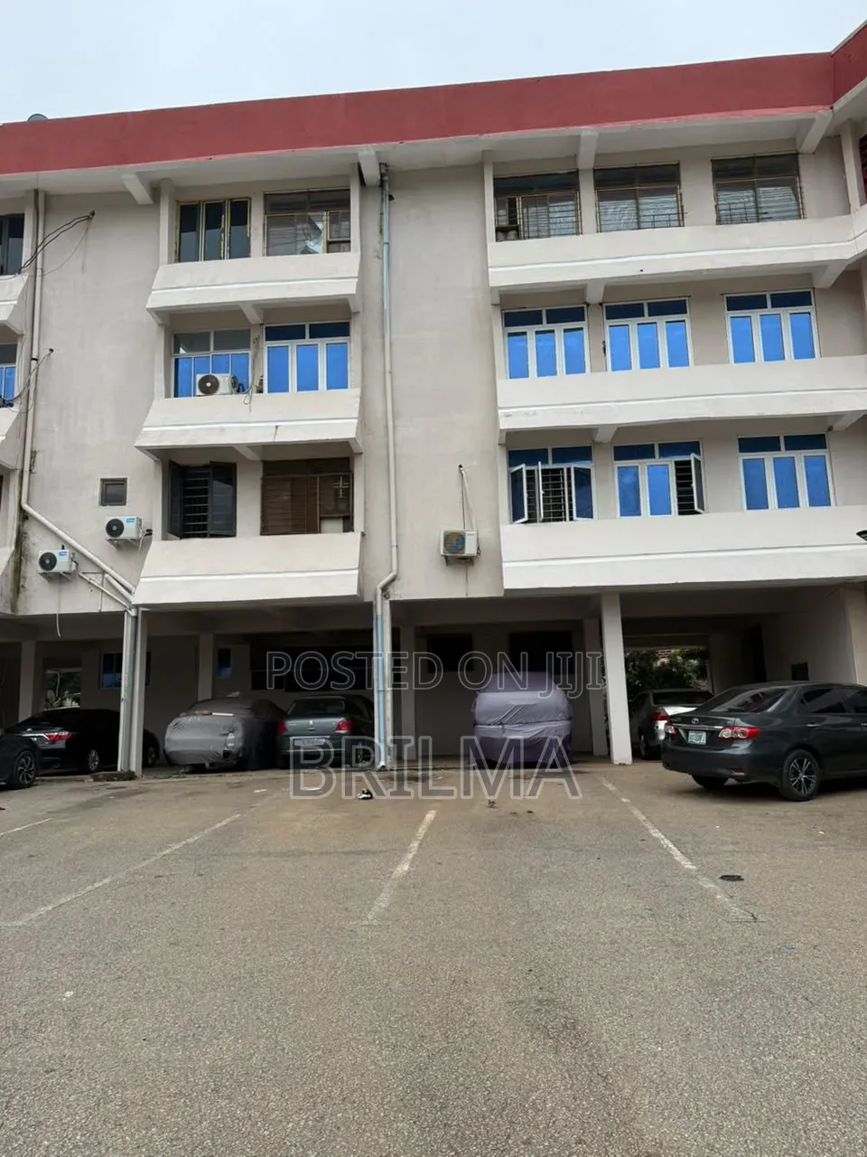 3bdrm Apartment in Area 8 for rent
