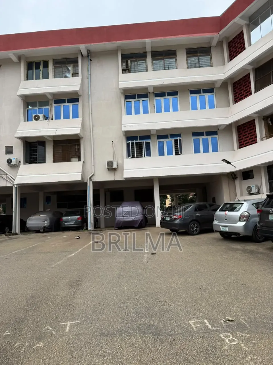 3bdrm Apartment in Area 8 for rent