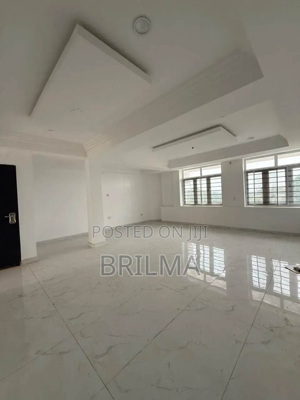 3bdrm Apartment in Area 8 for rent
