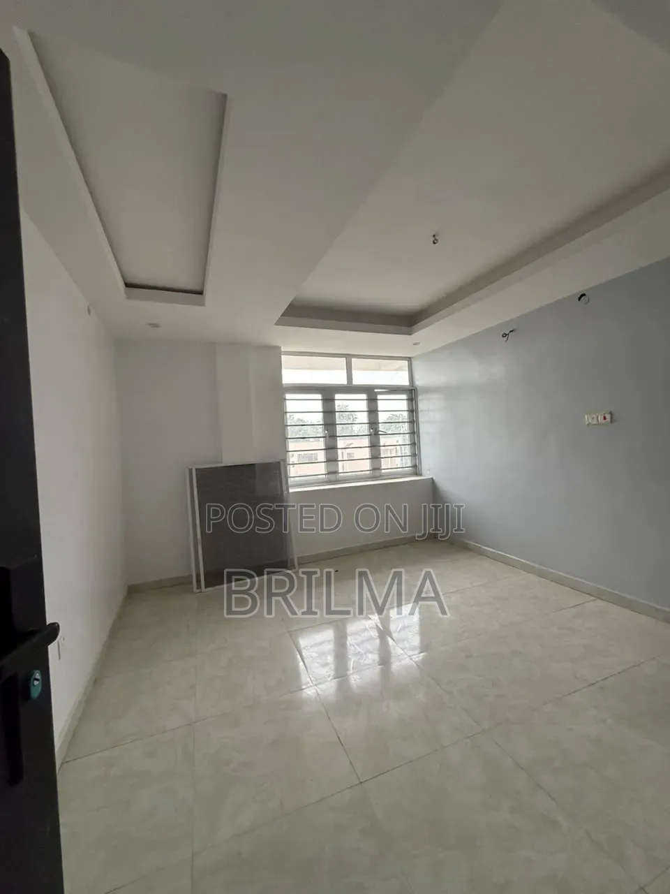 3bdrm Apartment in Area 8 for rent