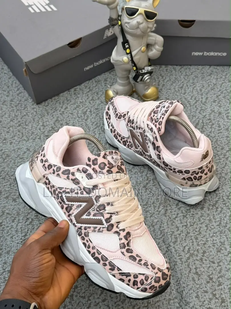Luxury New Balance (Free Delivery )