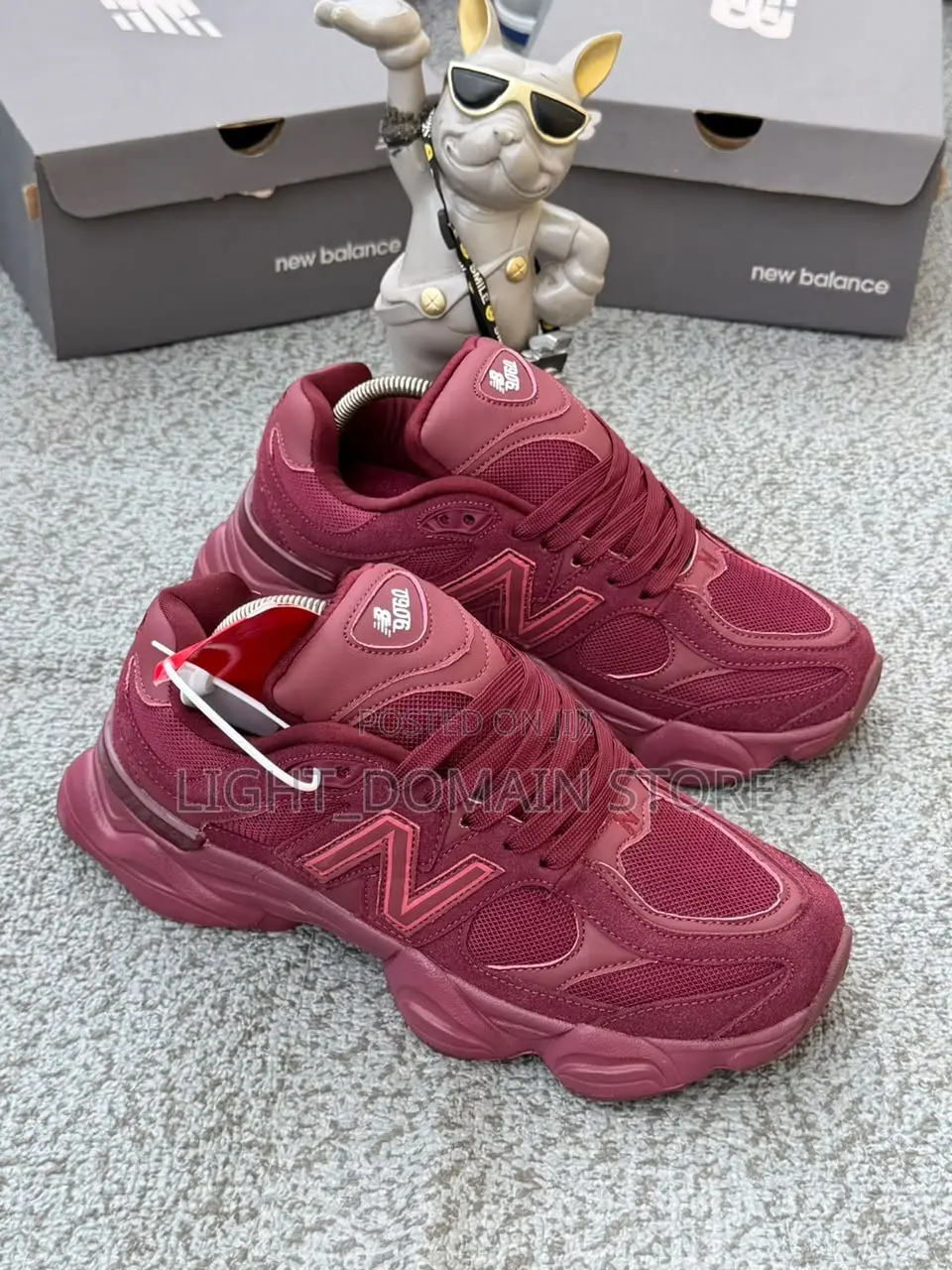 Luxury New Balance (Free Delivery )