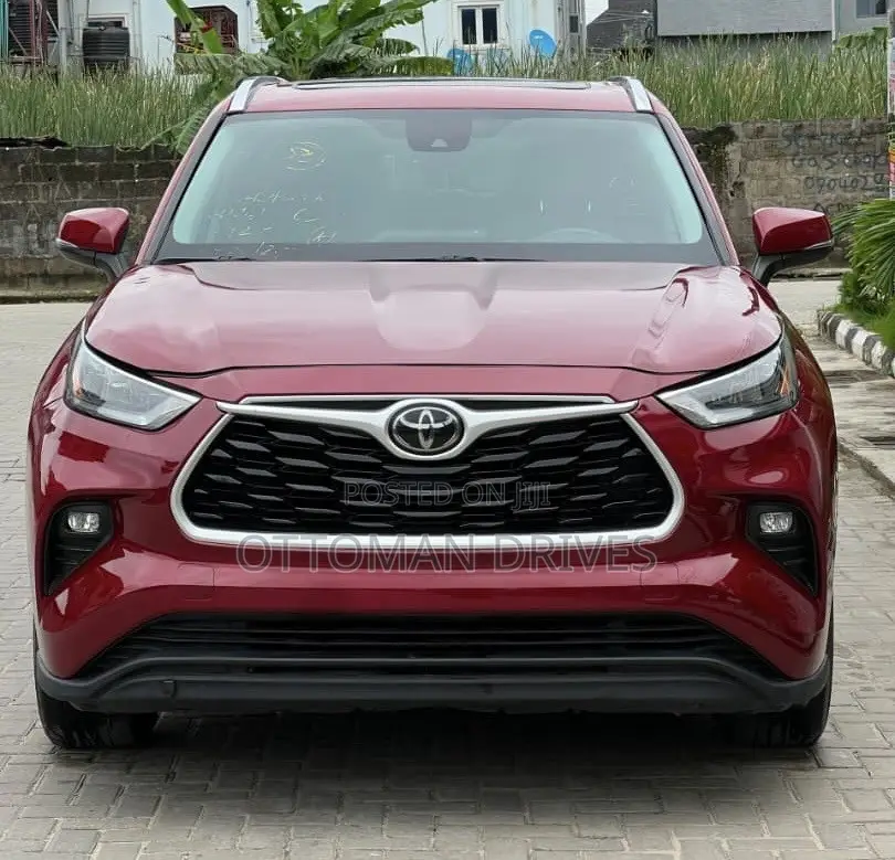 Toyota Highlander XLE AWD 2020 Red