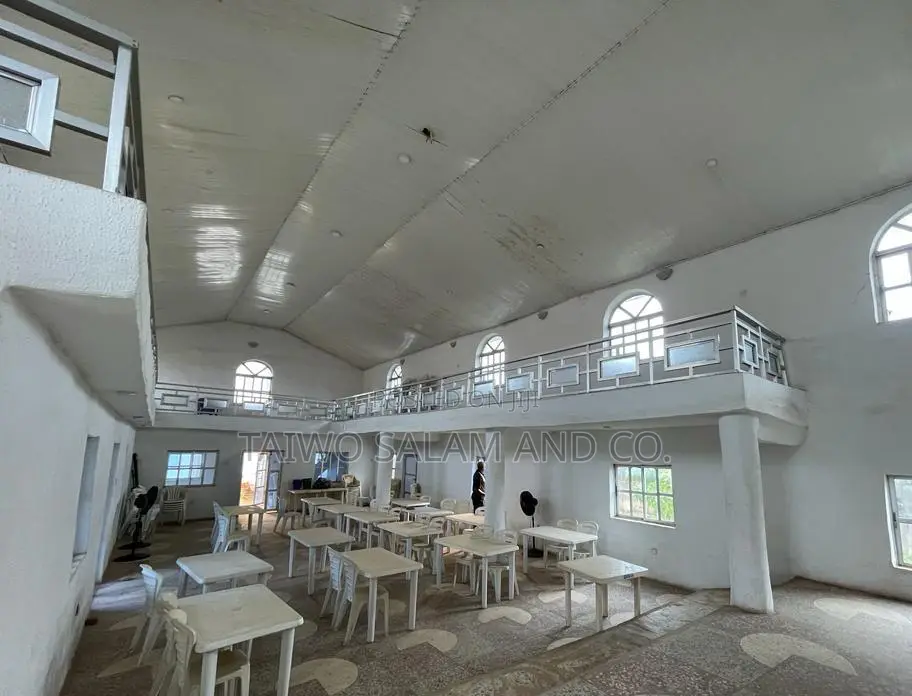 4bdrm House in Akobo for sale