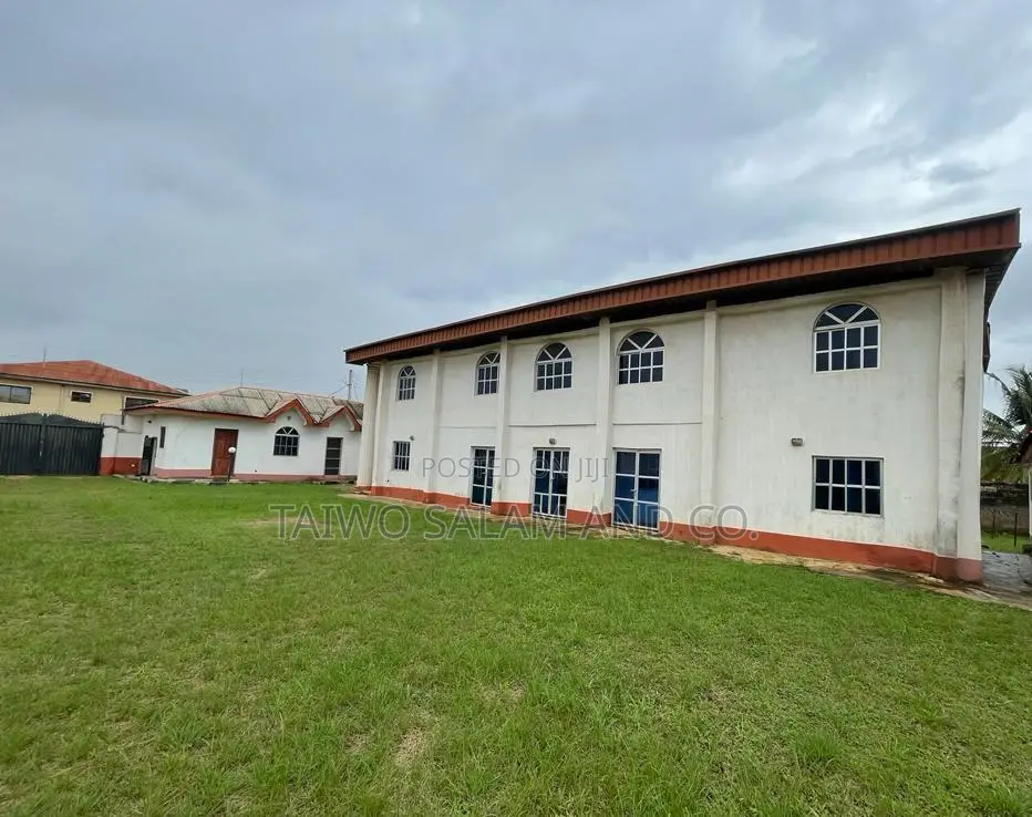 4bdrm House in Akobo for sale