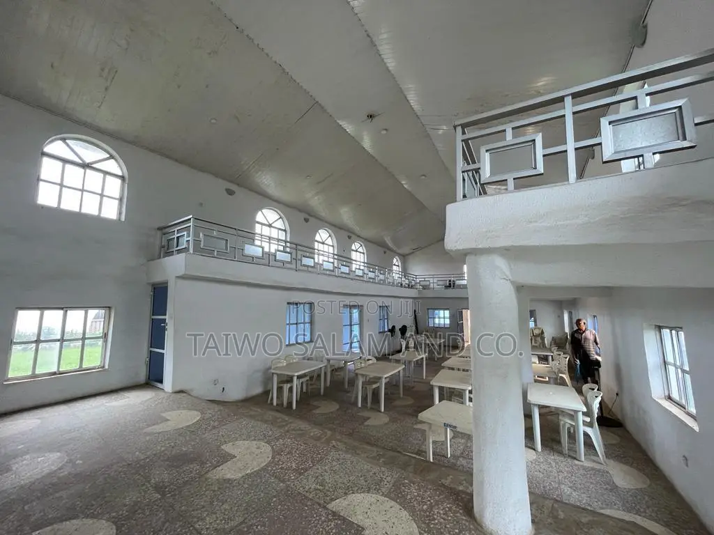 4bdrm House in Akobo for sale