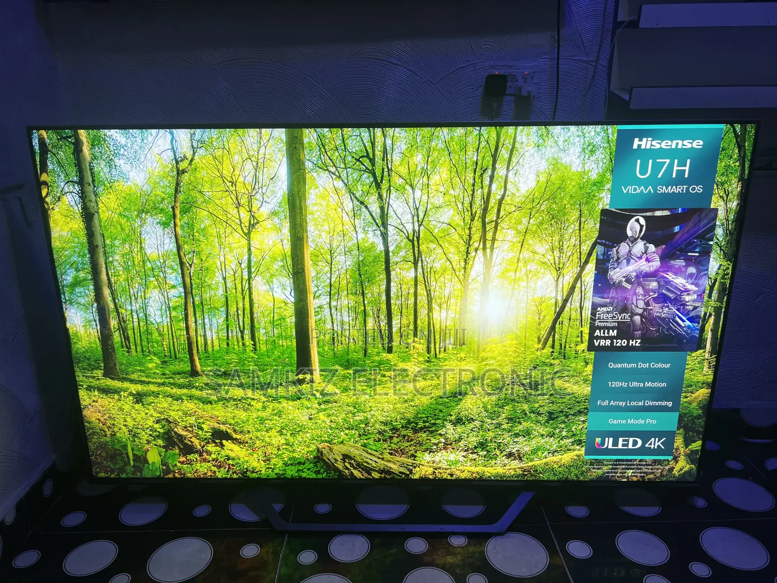 Introducing the HISENSE 65" ULED Smart TV - 65U7HQTUK (2025 Model)