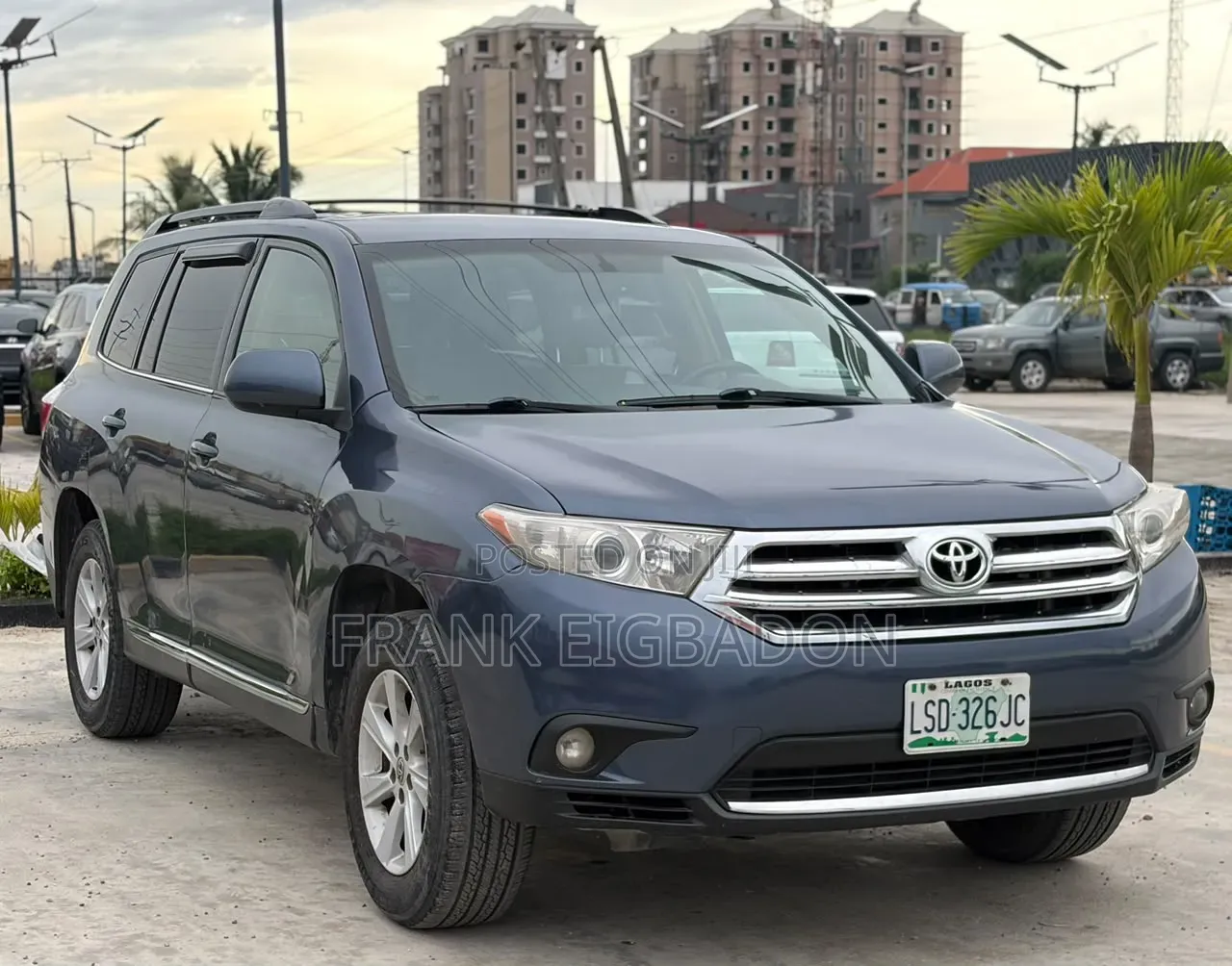 Toyota Highlander Limited 3.5l 4WD 2013 Blue