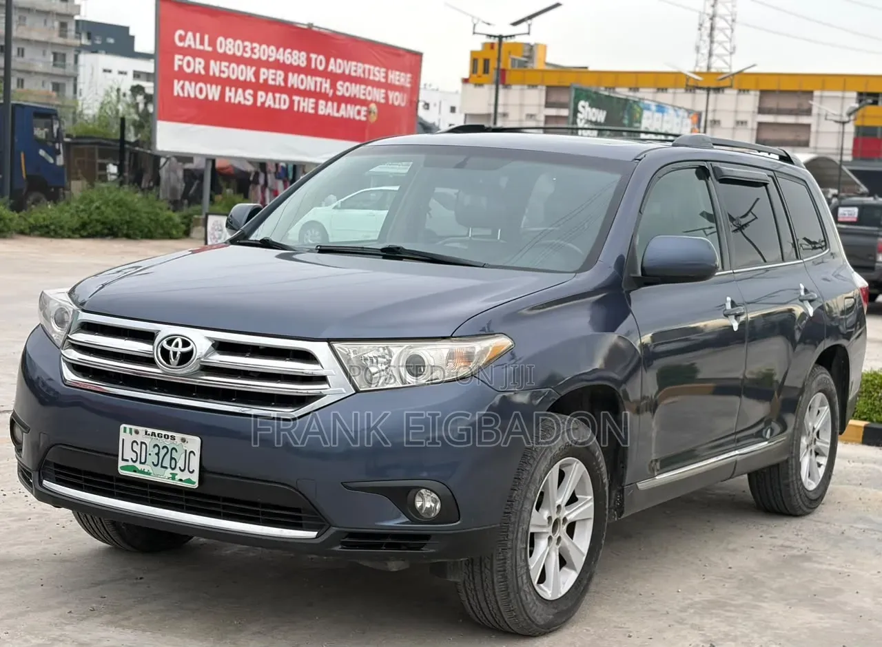 Toyota Highlander Limited 3.5l 4WD 2013 Blue