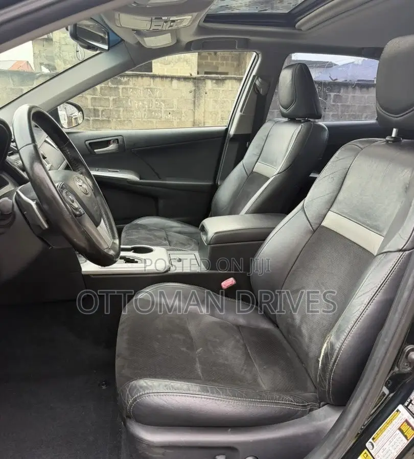 Toyota Camry SE V6 4dr Sedan (3.5L 6cyl 6A) 2013 Blue