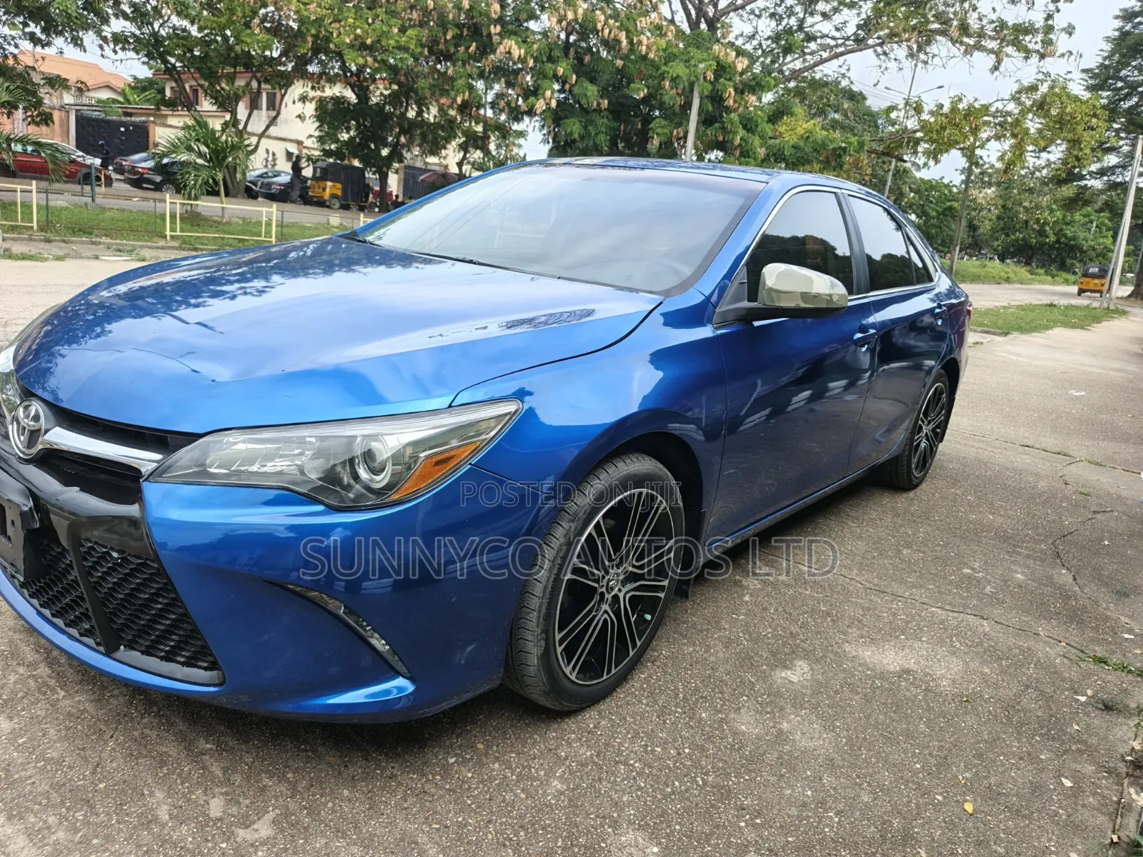 Toyota Camry SE w/Special Edition Pkg (2.5L 4cyl 6A) 2016 Blue