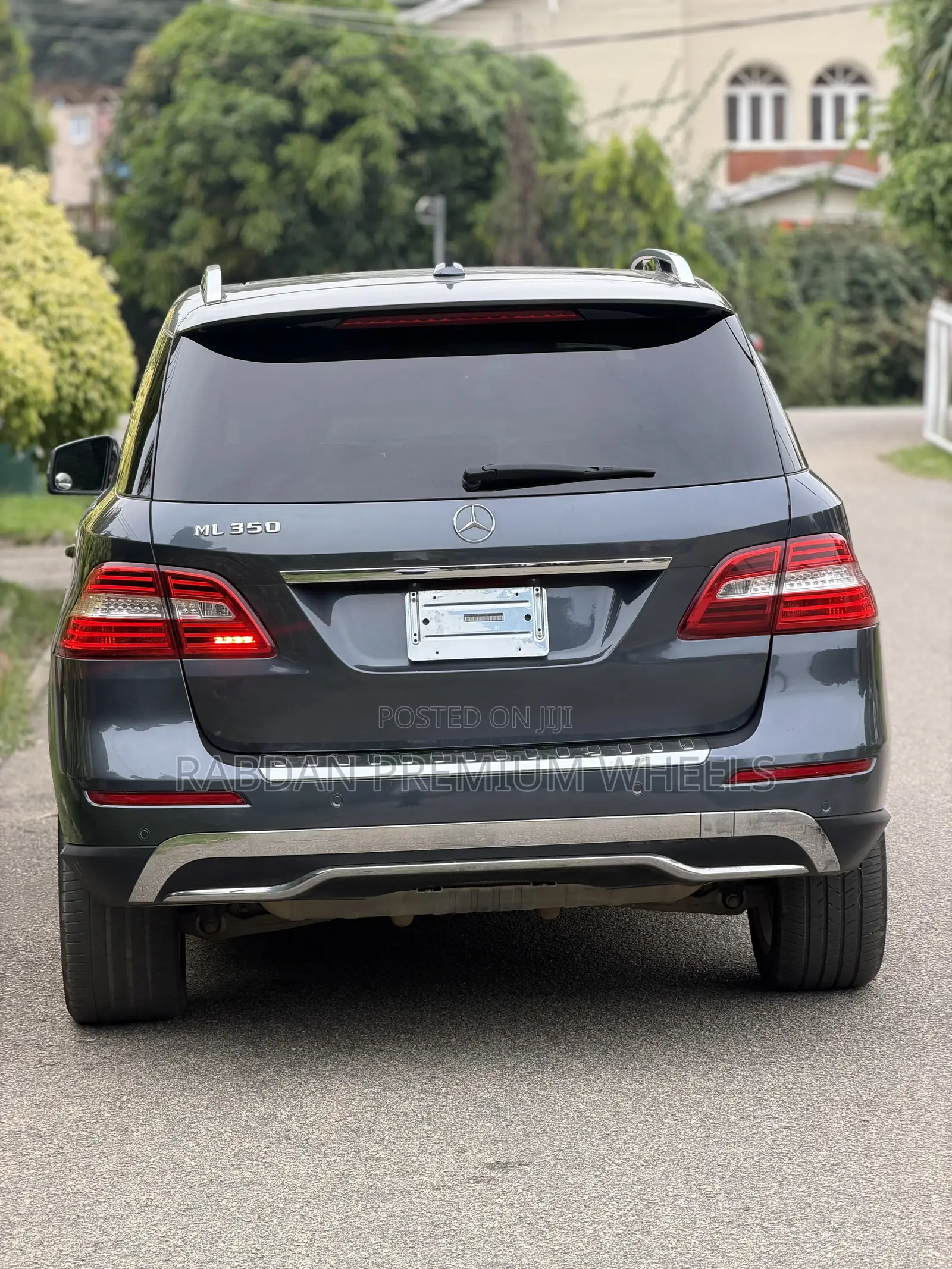 Mercedes-Benz M Class ML350 4MATIC 4dr SUV AWD (3.5L 6cyl 7A) 2015 Gray