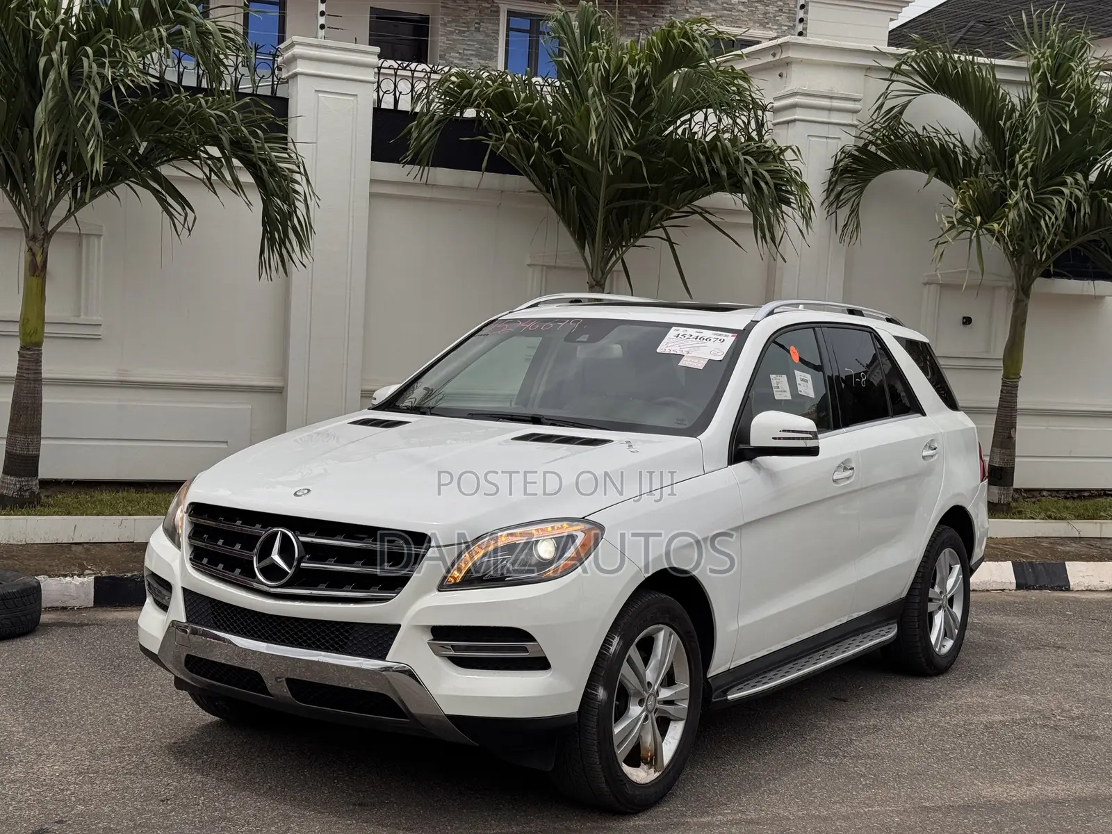 Mercedes-Benz M Class ML350 4MATIC 4dr SUV AWD (3.5L 6cyl 7A) 2014