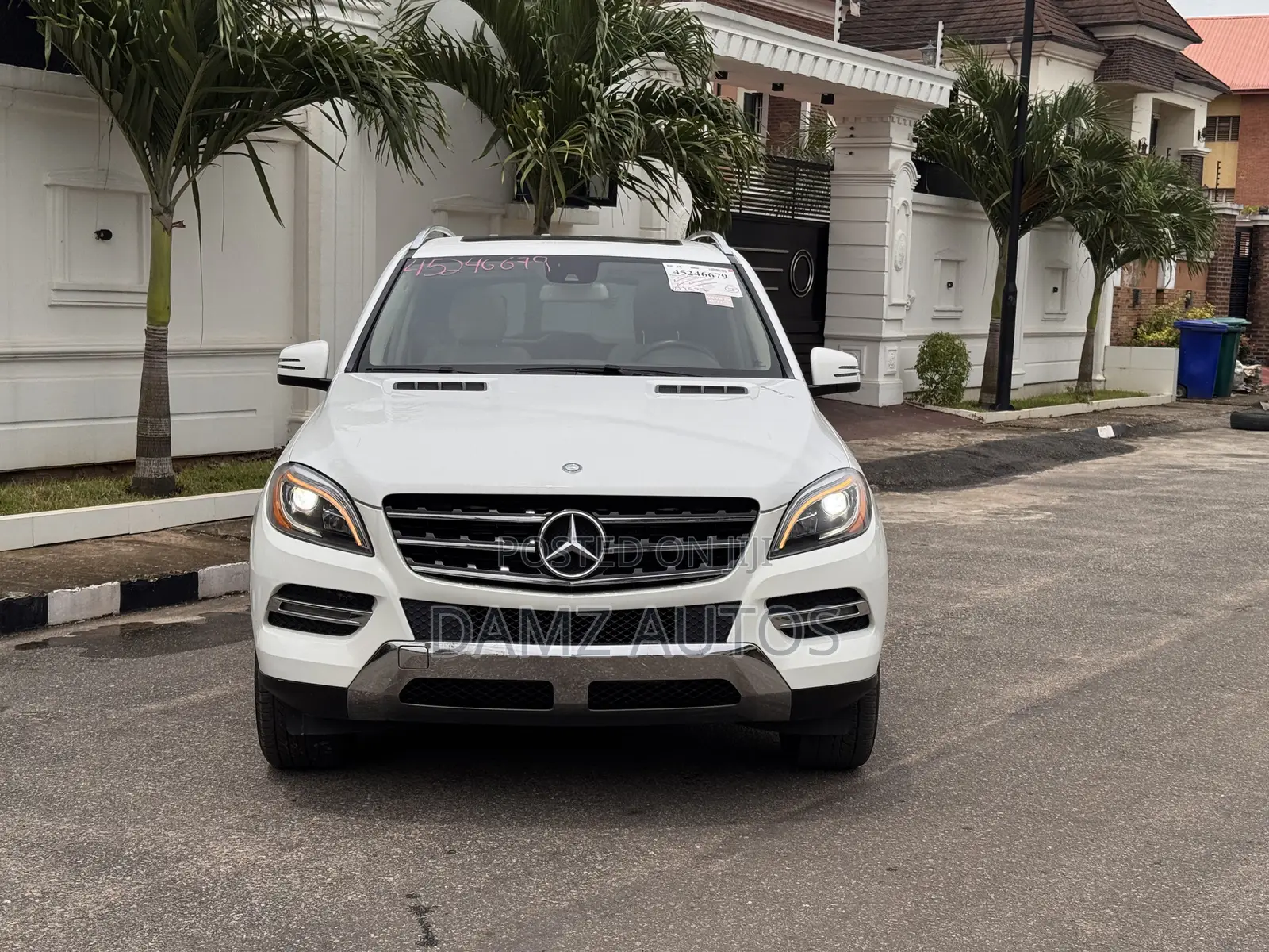 Mercedes-Benz M Class ML350 4MATIC 4dr SUV AWD (3.5L 6cyl 7A) 2014