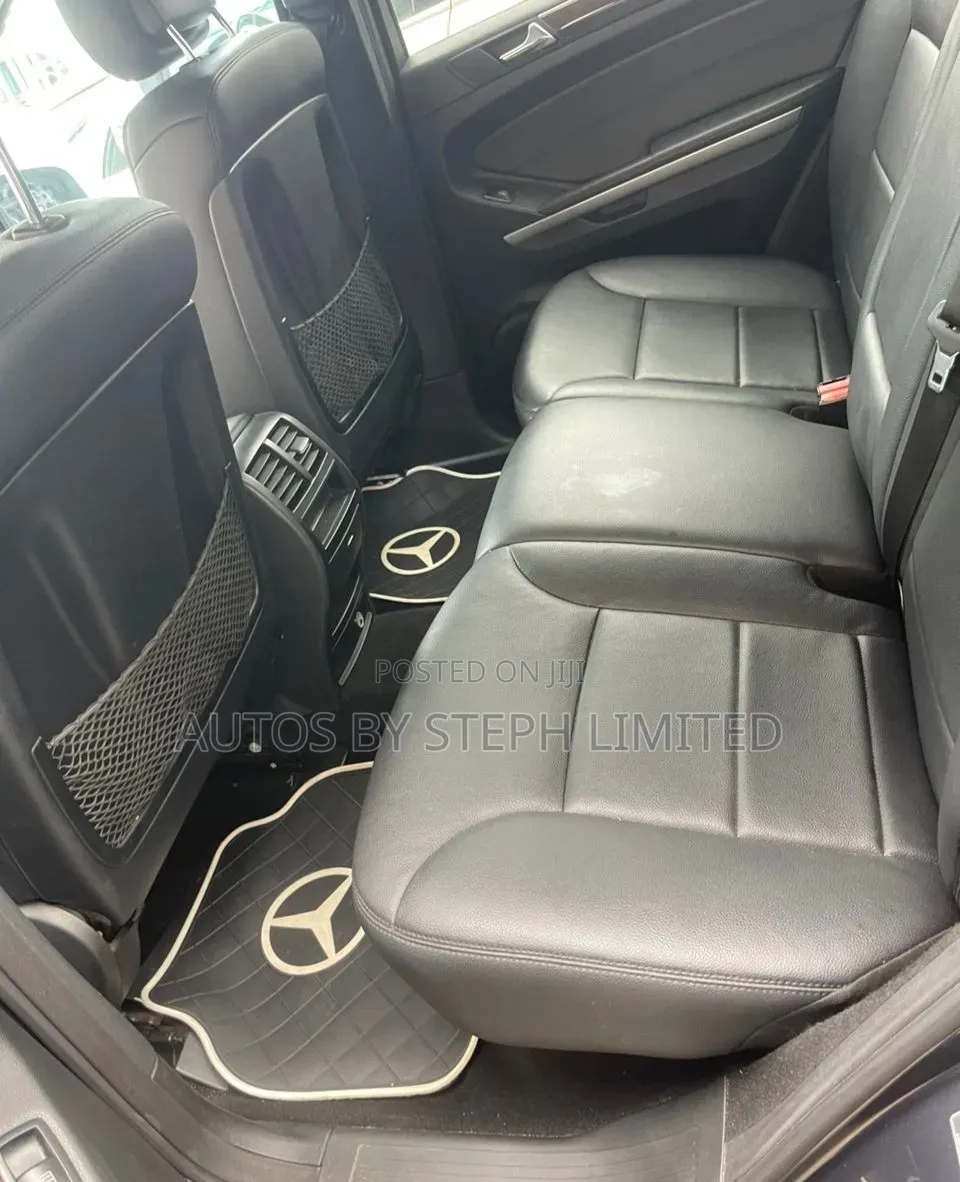 Mercedes-Benz M Class 2010 Gray
