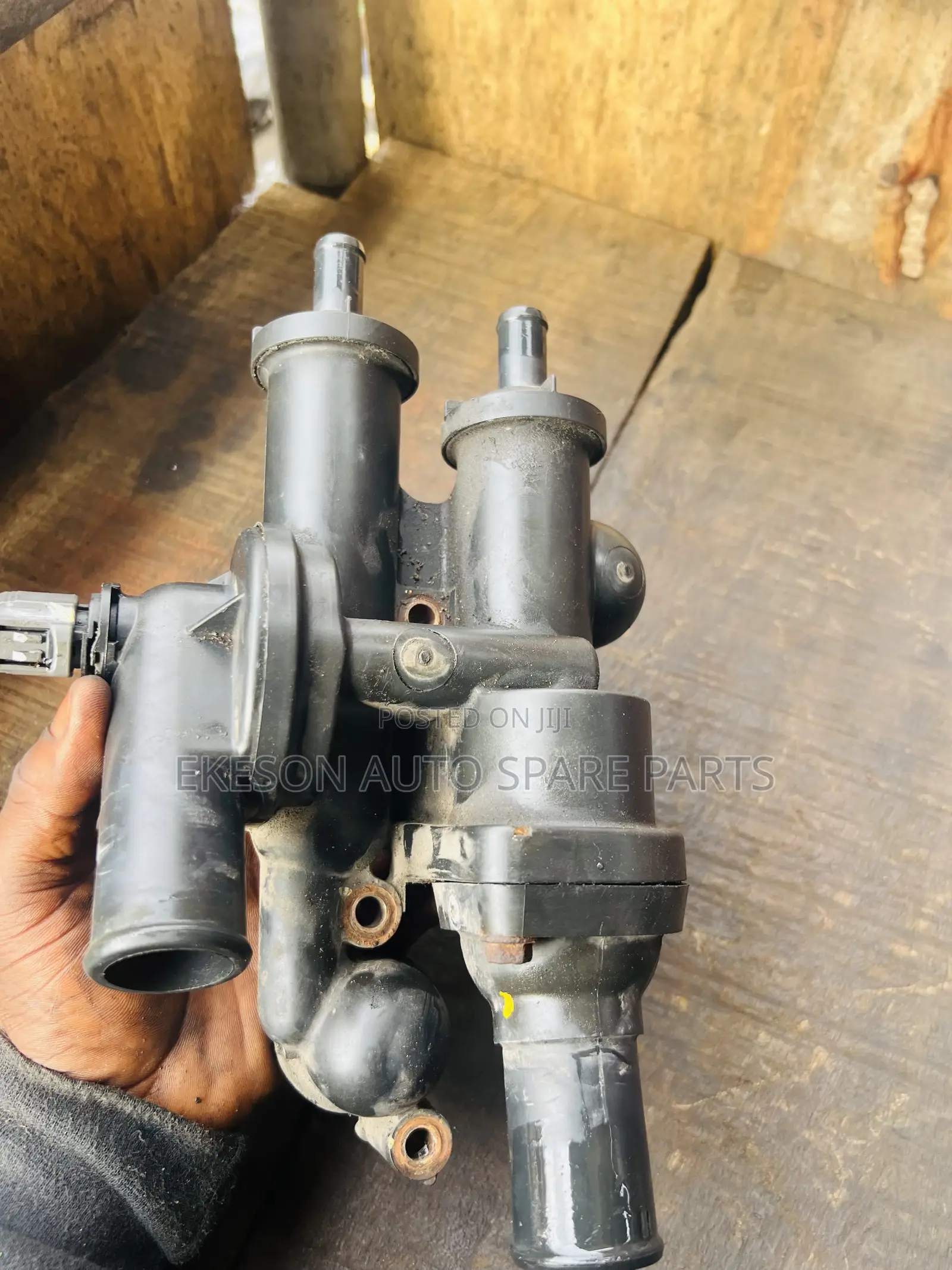 Water Channel With Thermostat for Dodge Caliber,jeep Compass 4plug