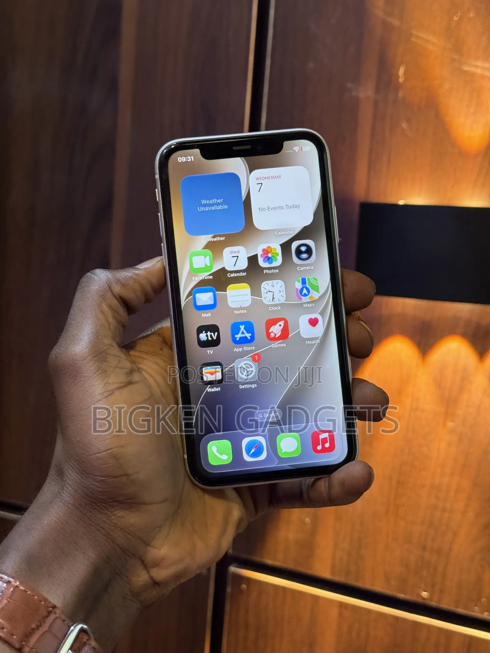 Apple iPhone 11 64 GB White