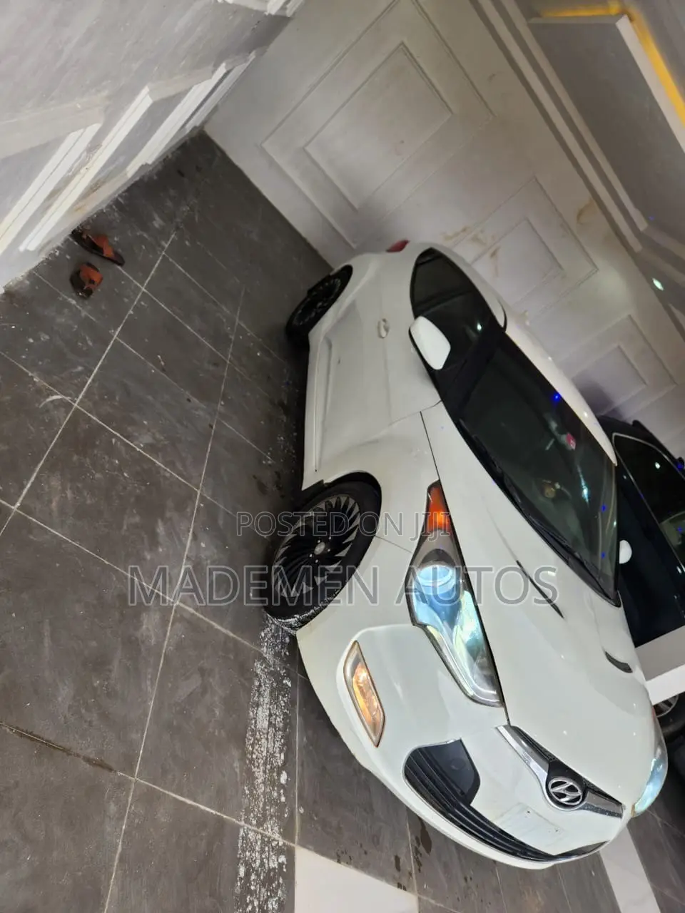 Hyundai Veloster Automatic 2012 White