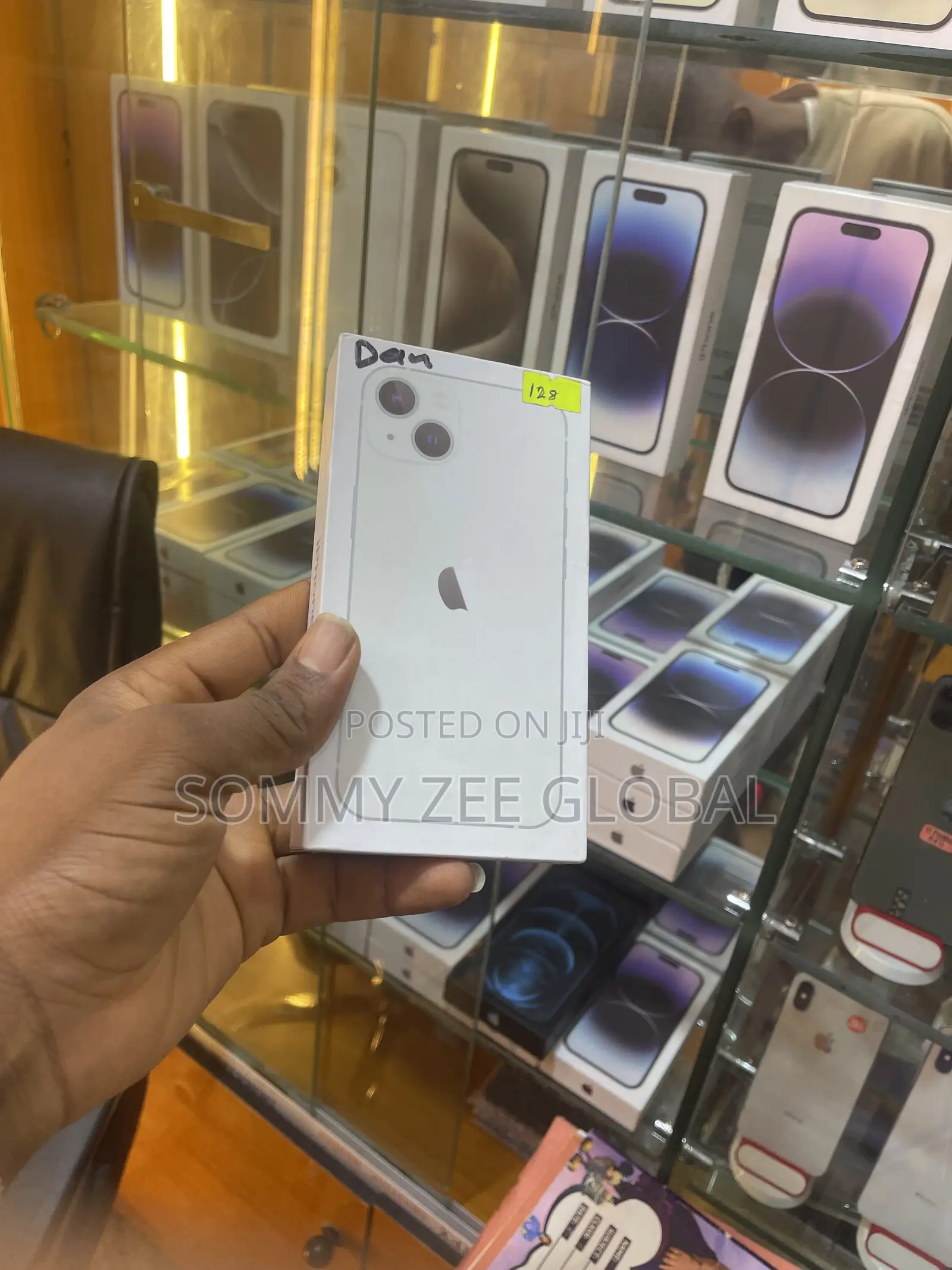 New Apple iPhone 13 128 GB White