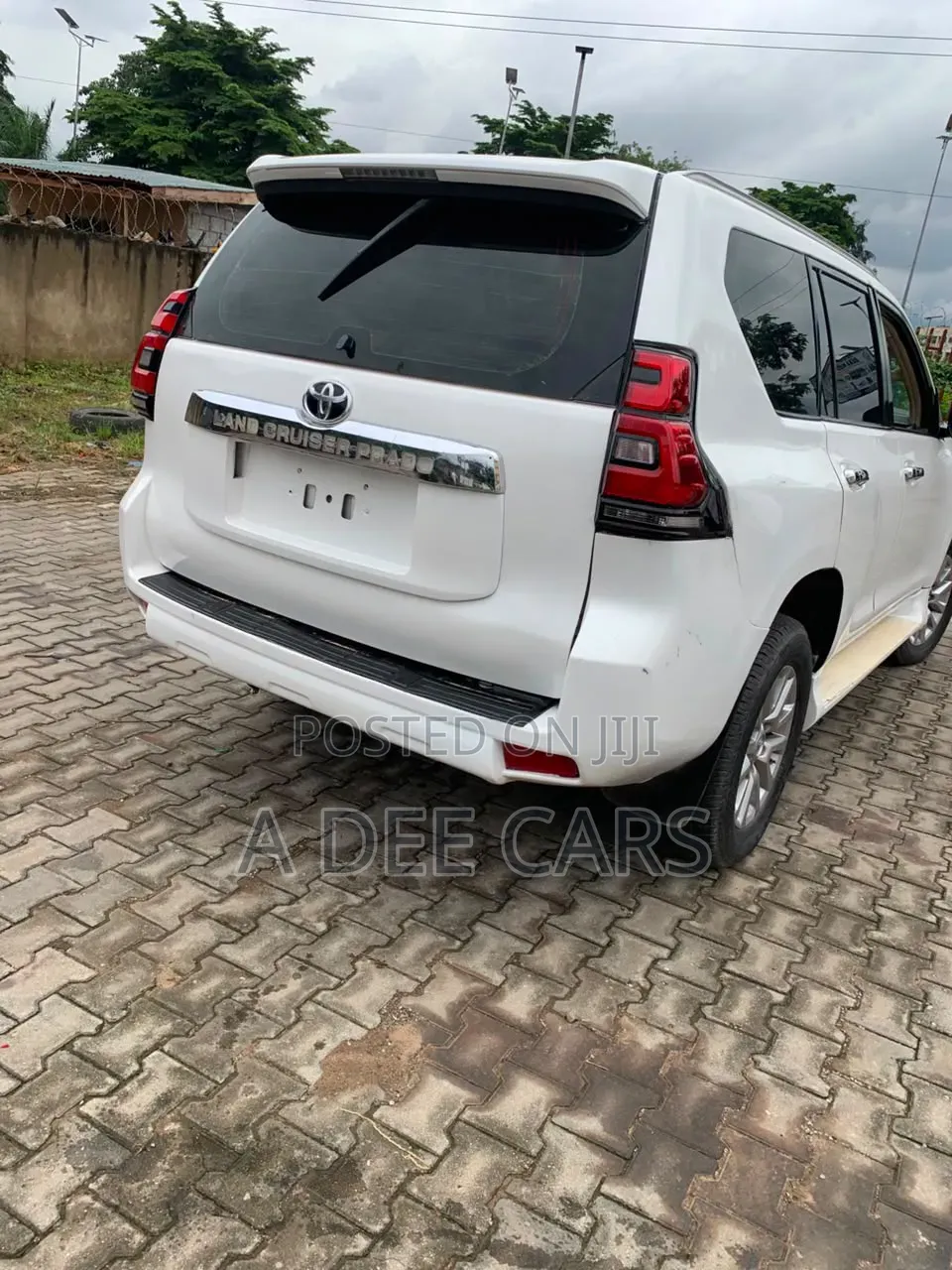 Toyota Land Cruiser Prado 2021 White