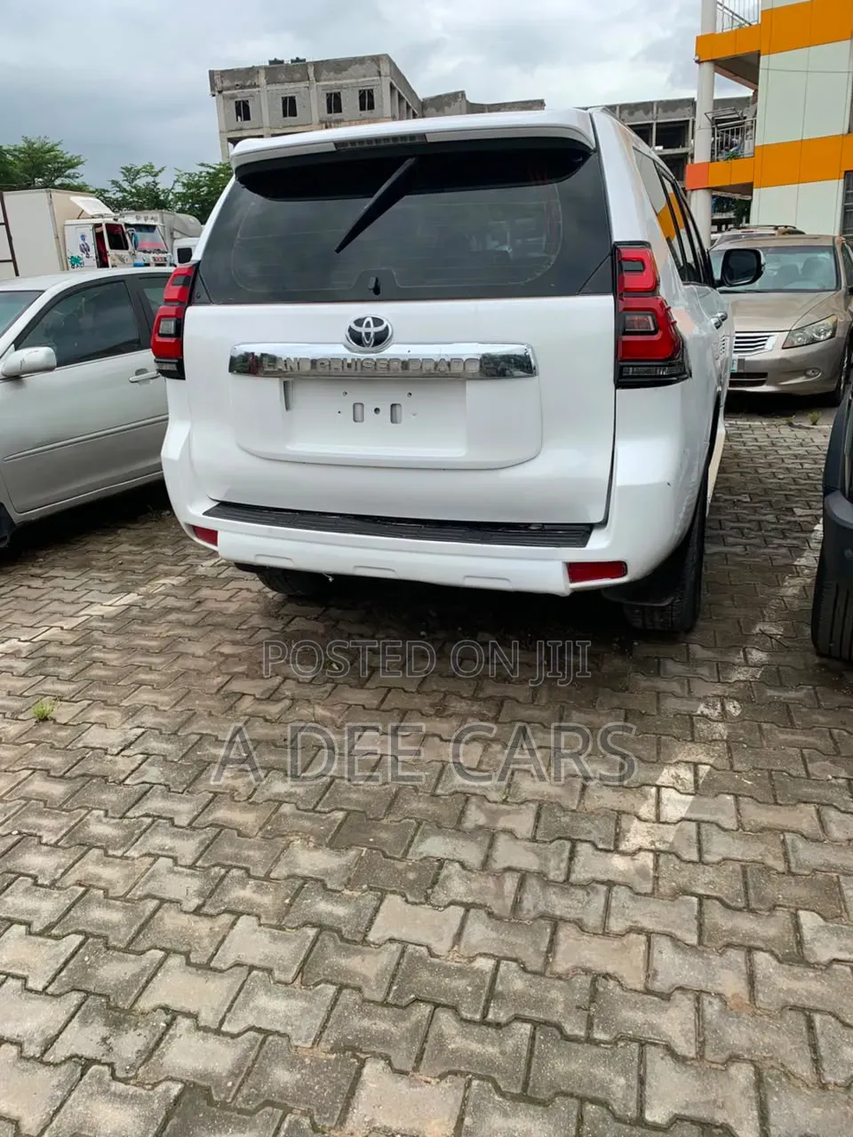 Toyota Land Cruiser Prado 2021 White
