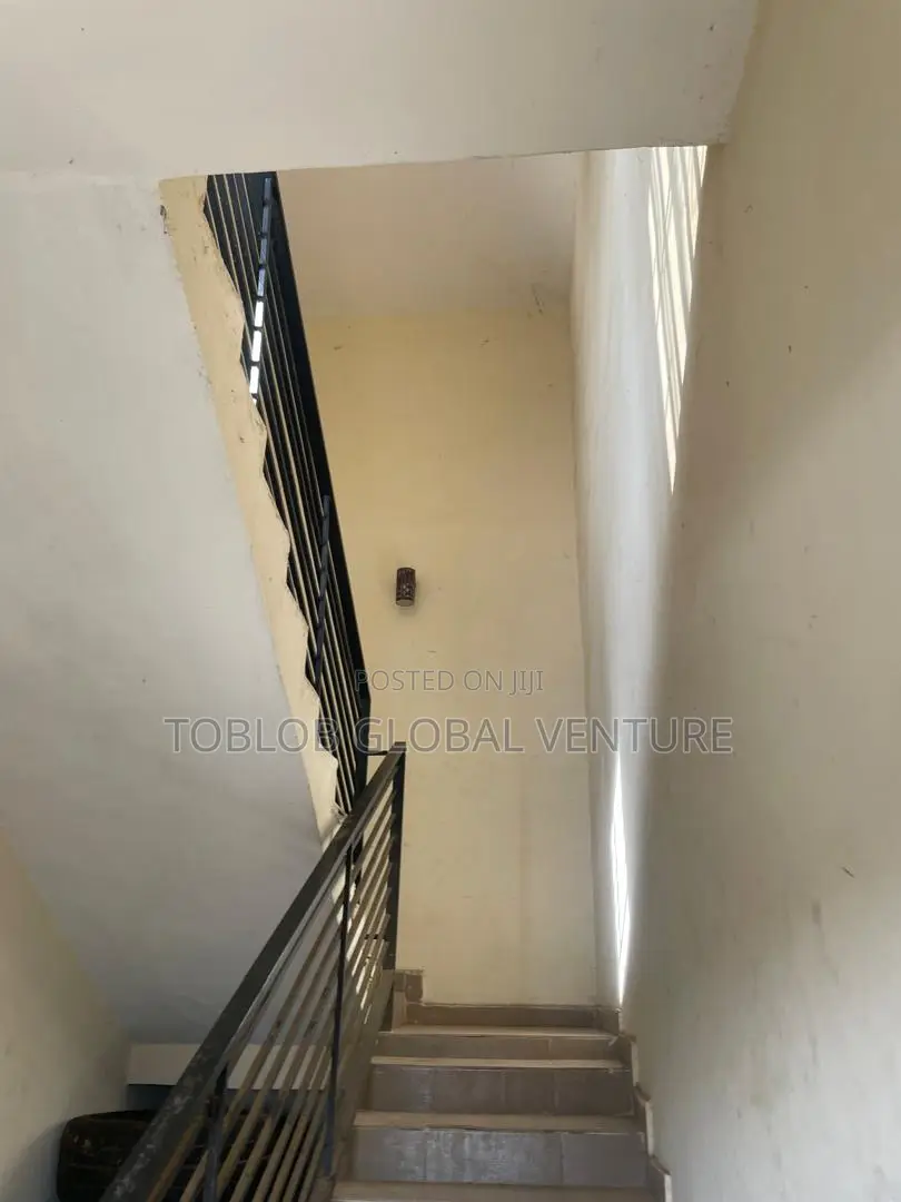 2bdrm Apartment in Akala Express for rent