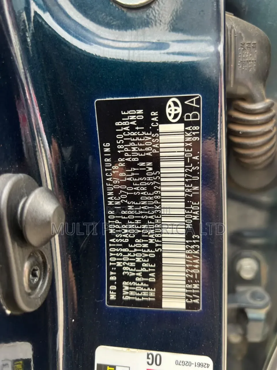 Toyota Corolla LE (1.8L 4cyl 2A) 2019 Blue