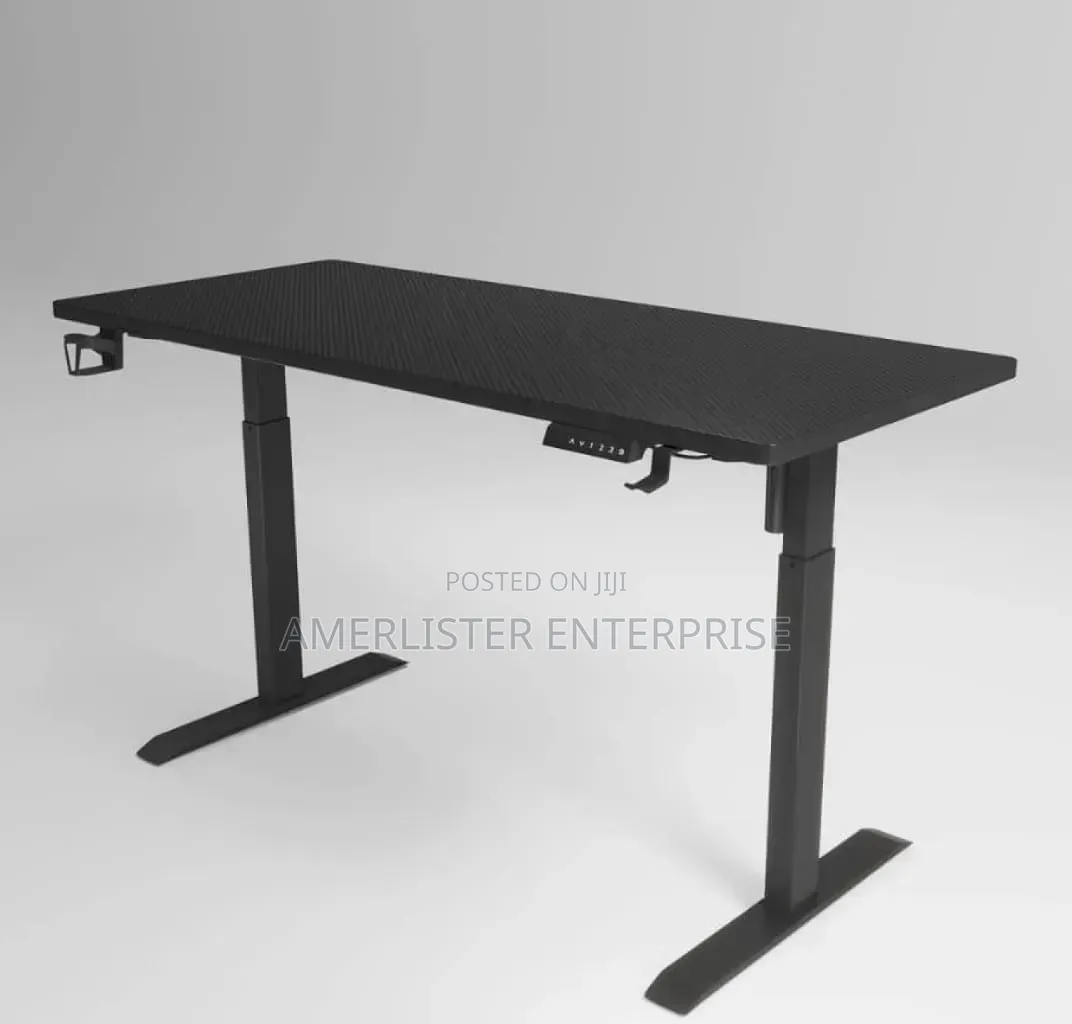 1.4meter Adjustable Table