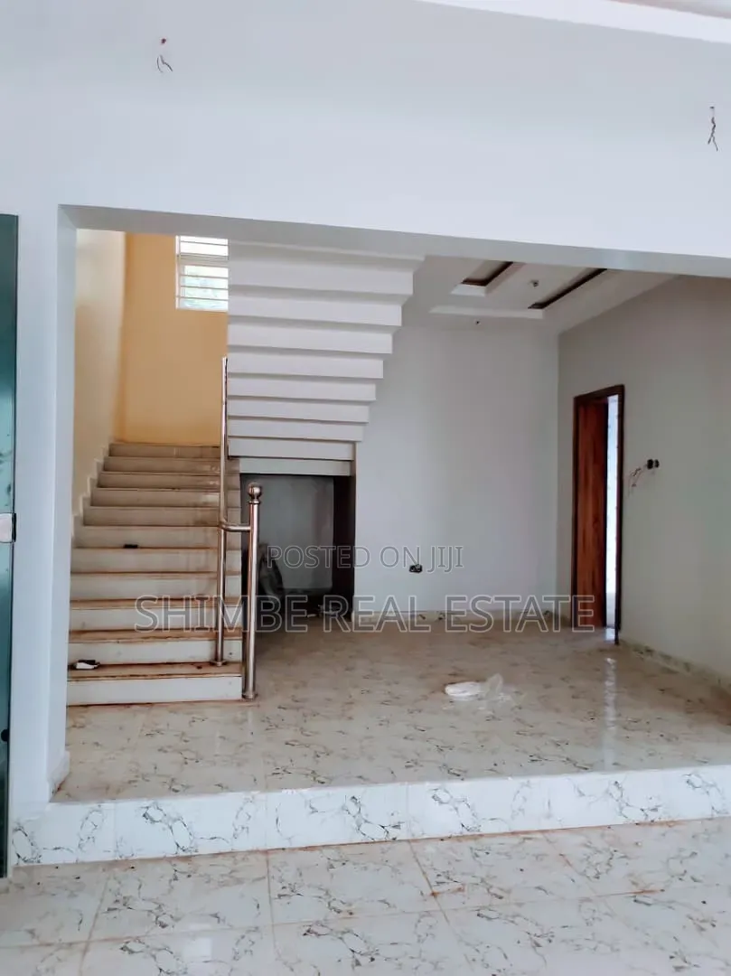 4bdrm Duplex in Osongoma Estate, Uyo for rent
