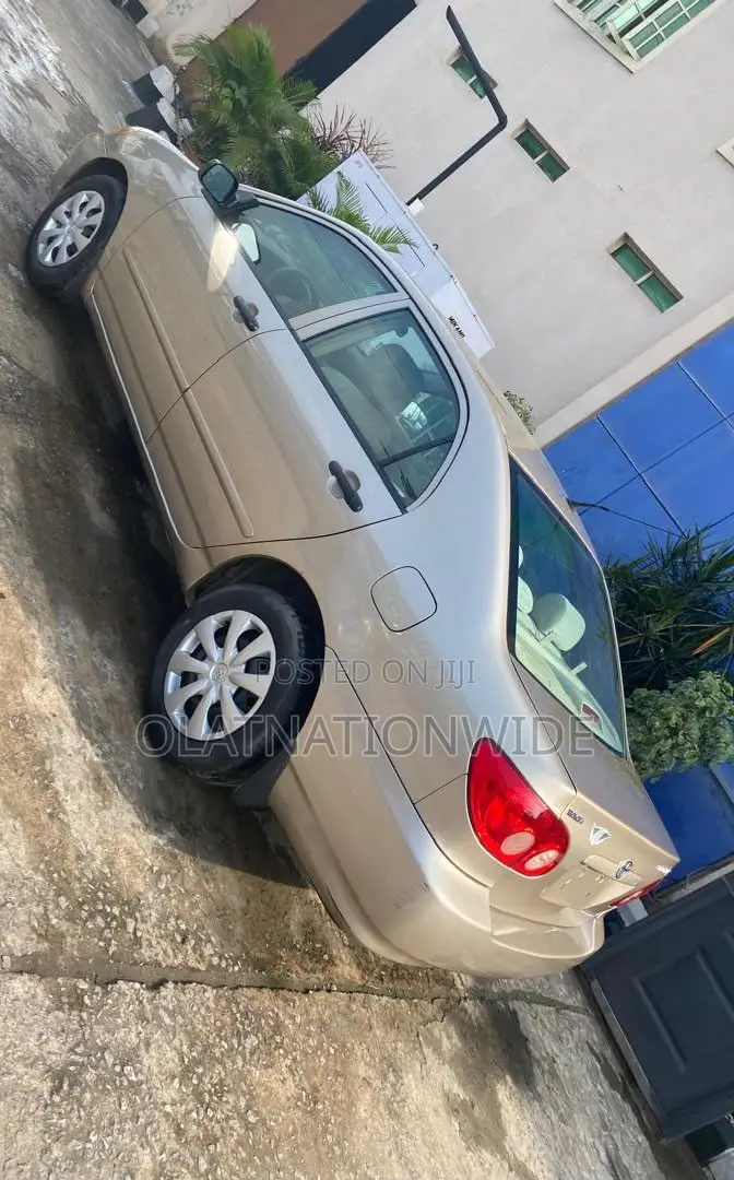 Toyota Corolla 2007 Gold