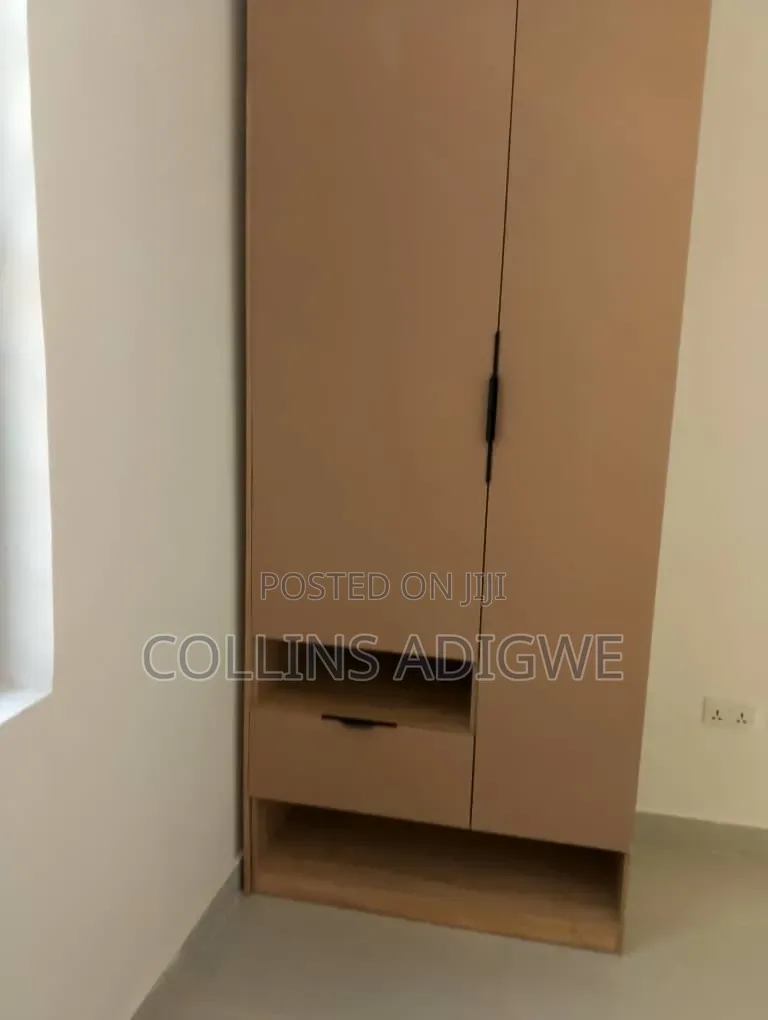 2bdrm Apartment in Main Lekki Phase 1 for sale