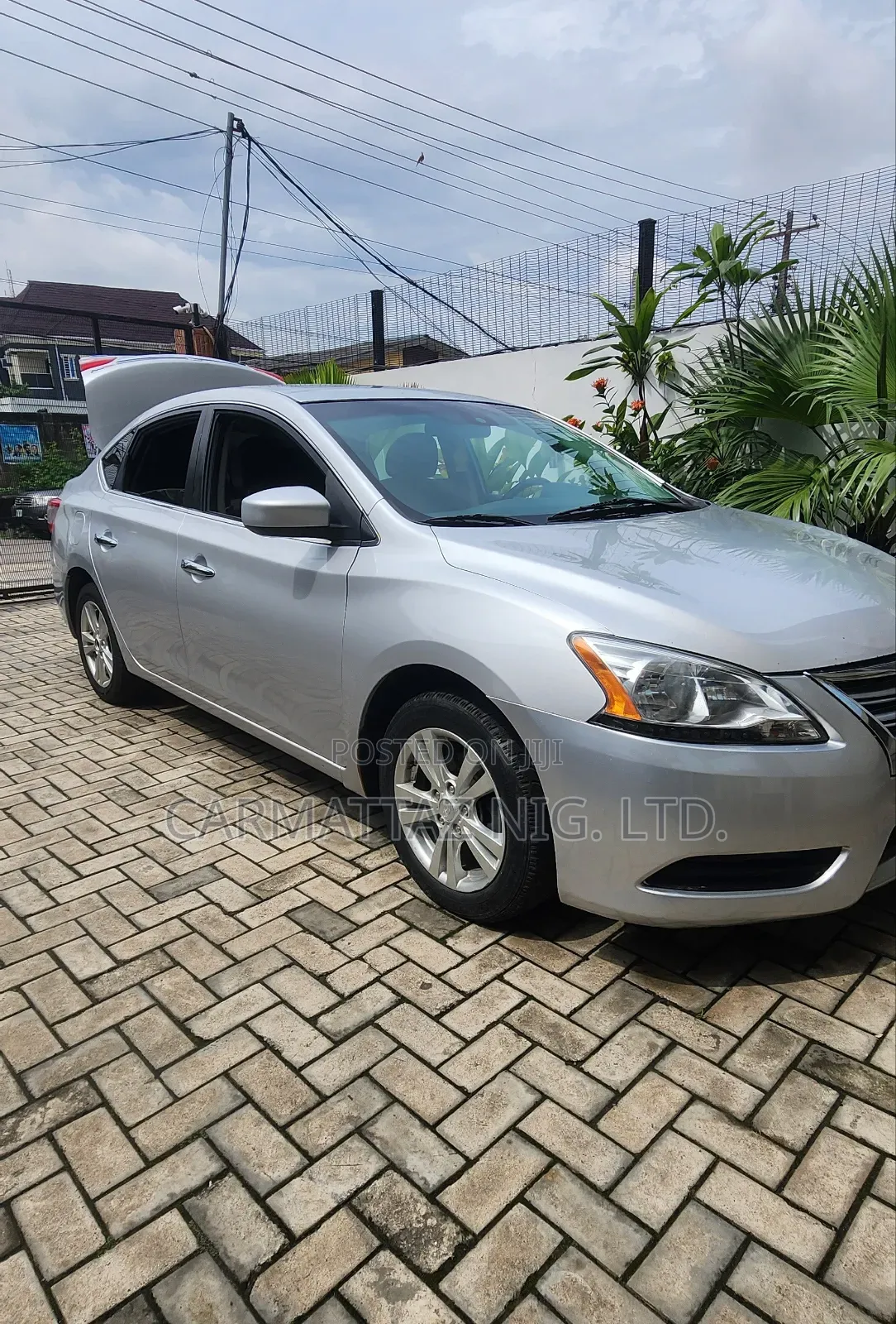 Nissan Sentra SV 4dr Sedan (1.8L 4cyl CVT) 2015 Silver