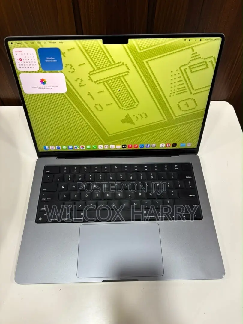 Laptop Apple MacBook Pro 2021 M1 16GB Apple M1 Pro SSD 512GB